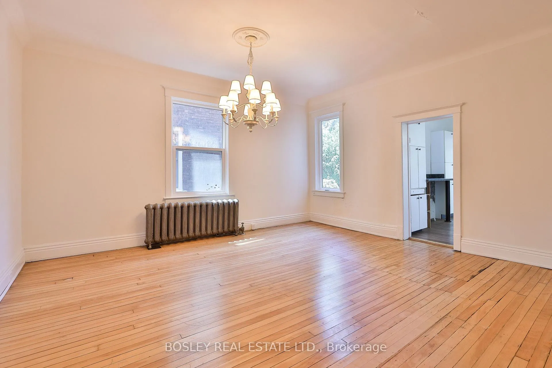 Photo 7 of 15 Kendal Avenue, Toronto, The Annex — HOMEH