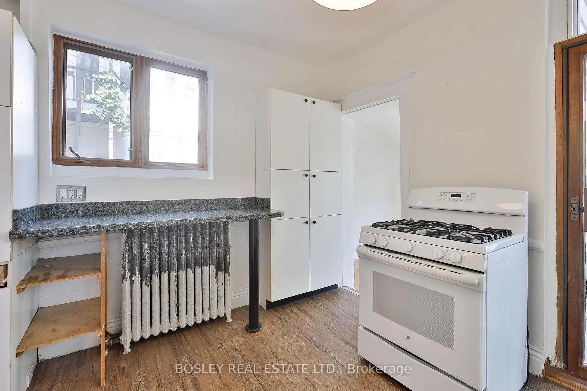 Photo 11 of 15 Kendal Avenue, Toronto, The Annex — HOMEH