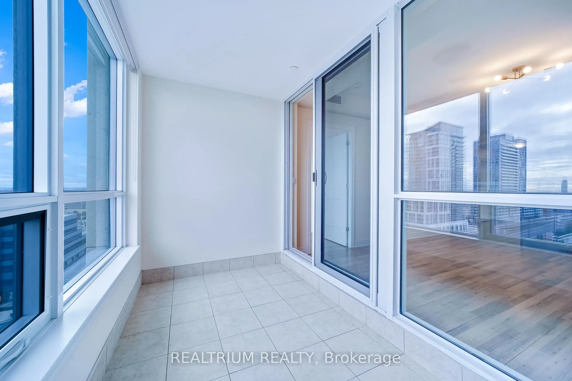Photo 26 of Unit 1207, 9075 Jane Street, Vaughan, Concord — HOMEH