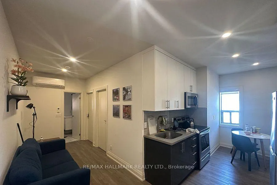 Photo 6 of Unit 11, 595 St Clair Avenue W, Toronto, Wychwood — HOMEH