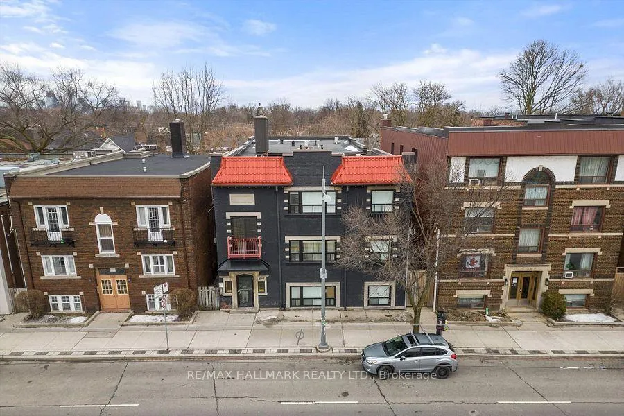Photo 17 of Unit 11, 595 St Clair Avenue W, Toronto, Wychwood — HOMEH