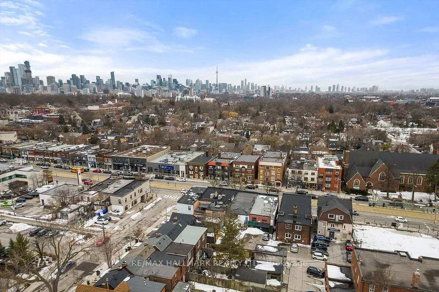 Photo 18 of Unit 11, 595 St Clair Avenue W, Toronto, Wychwood — HOMEH