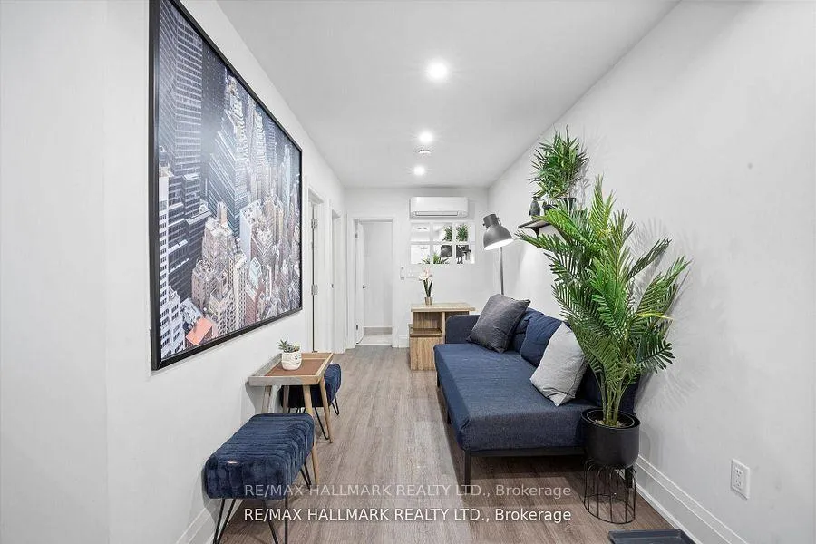 Photo 2 of Unit 12, 595 St Clair Avenue W, Toronto, Wychwood — HOMEH