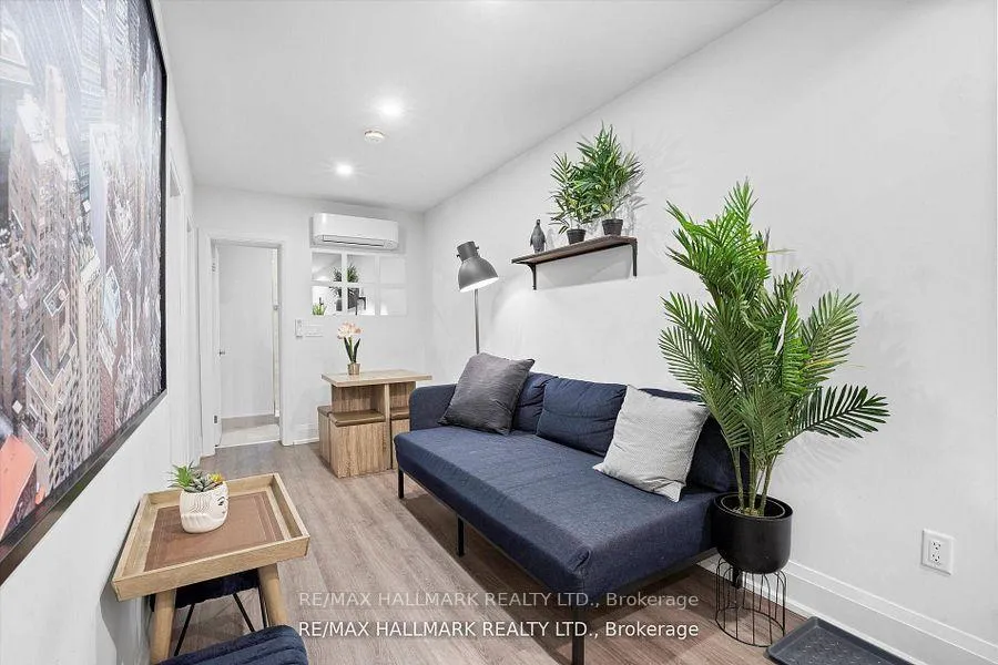 Photo 12 of Unit 12, 595 St Clair Avenue W, Toronto, Wychwood — HOMEH