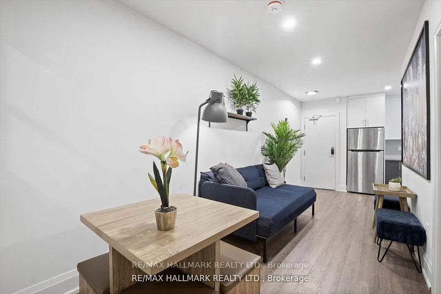 Photo 17 of Unit 12, 595 St Clair Avenue W, Toronto, Wychwood — HOMEH