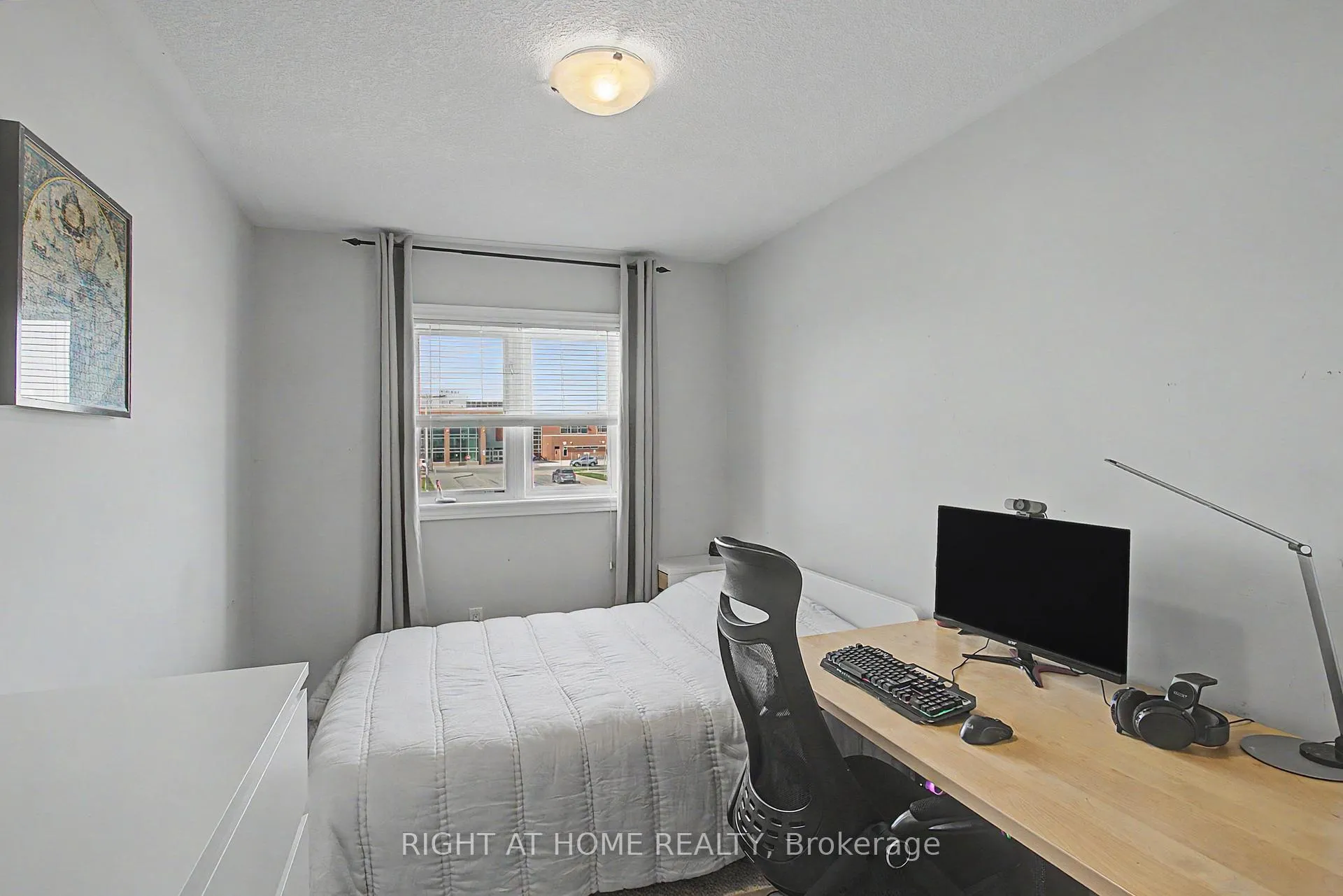 Photo 19 of 262 Pinehill Drive, Hamilton, Rural Glanbrook — HOMEH