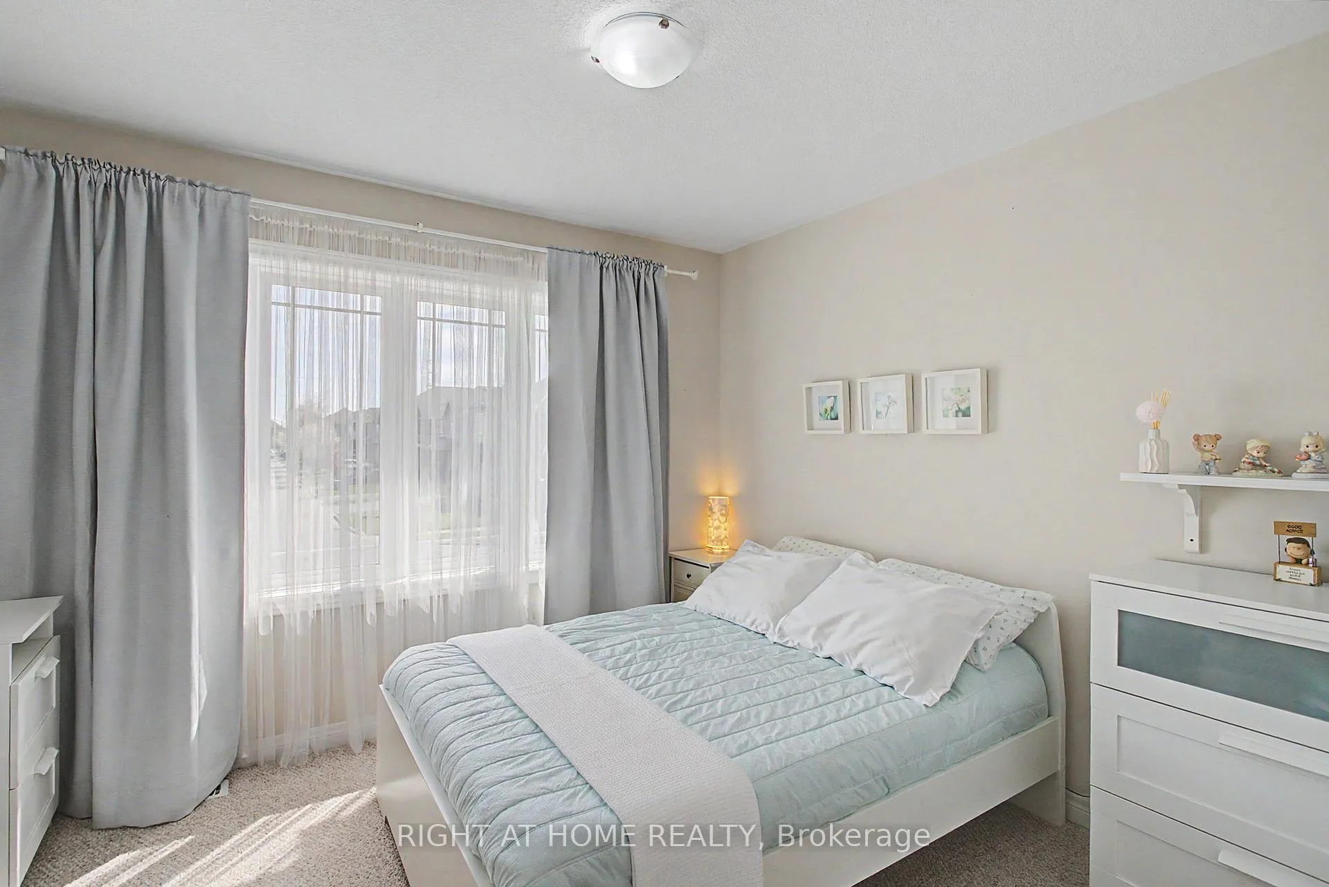 Photo 23 of 262 Pinehill Drive, Hamilton, Rural Glanbrook — HOMEH