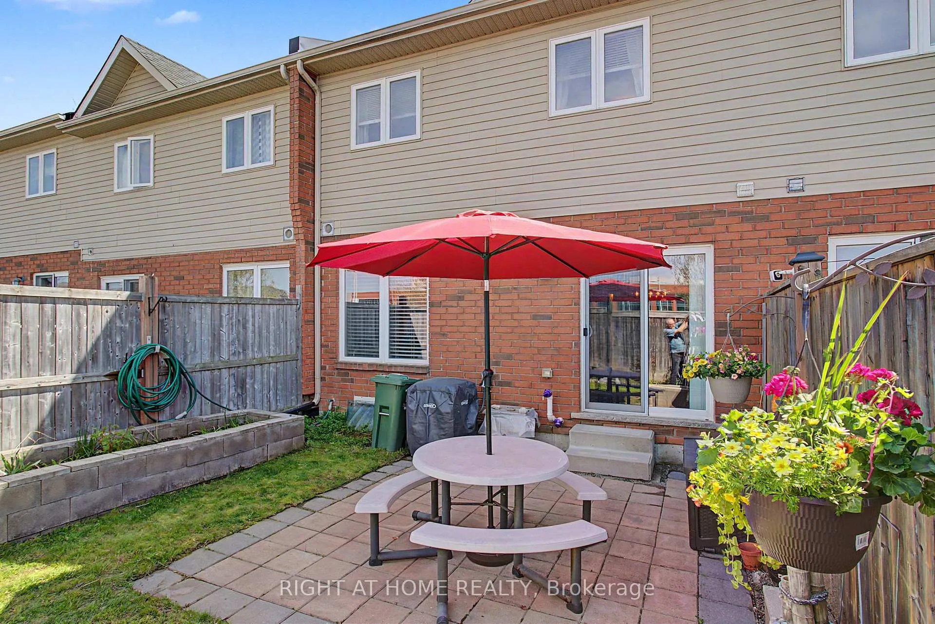 Photo 27 of 262 Pinehill Drive, Hamilton, Rural Glanbrook — HOMEH