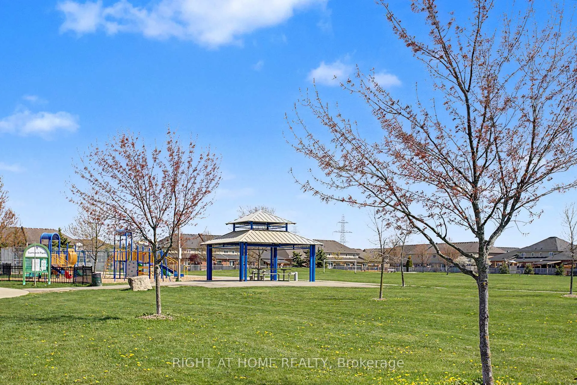 Photo 29 of 262 Pinehill Drive, Hamilton, Rural Glanbrook — HOMEH