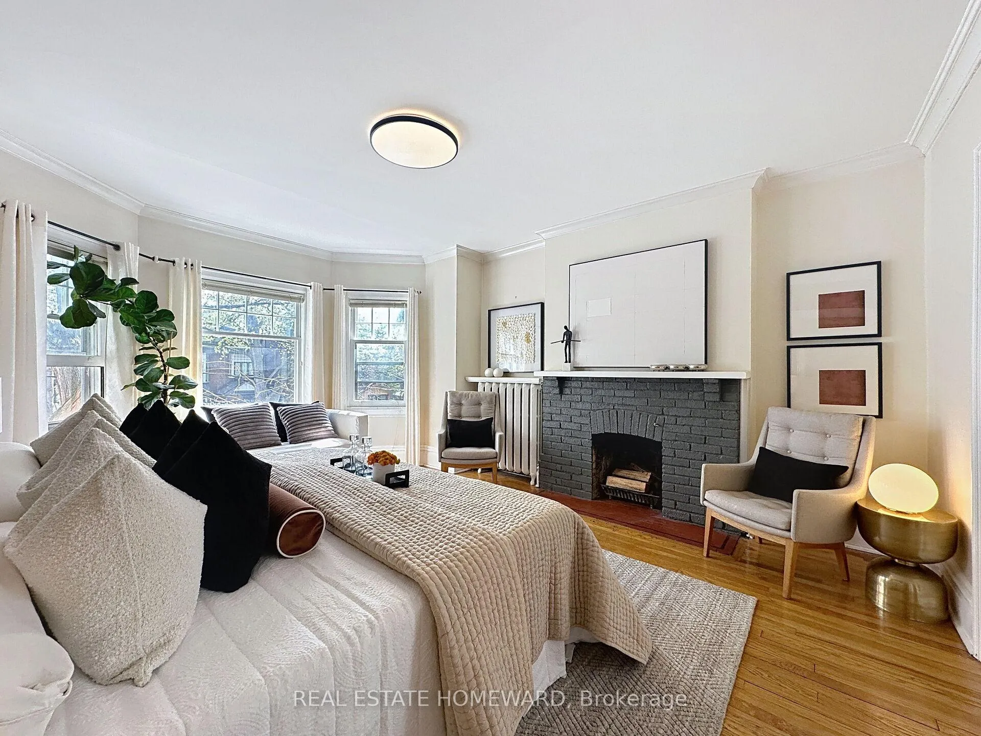 Photo 11 of 92 Indian Road, Toronto, High Park-Swansea — HOMEH