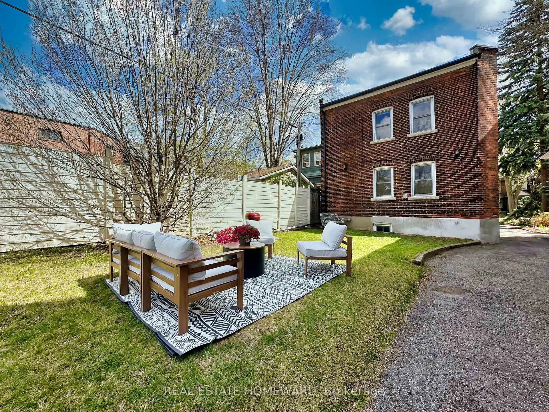 Photo 37 of 92 Indian Road, Toronto, High Park-Swansea — HOMEH