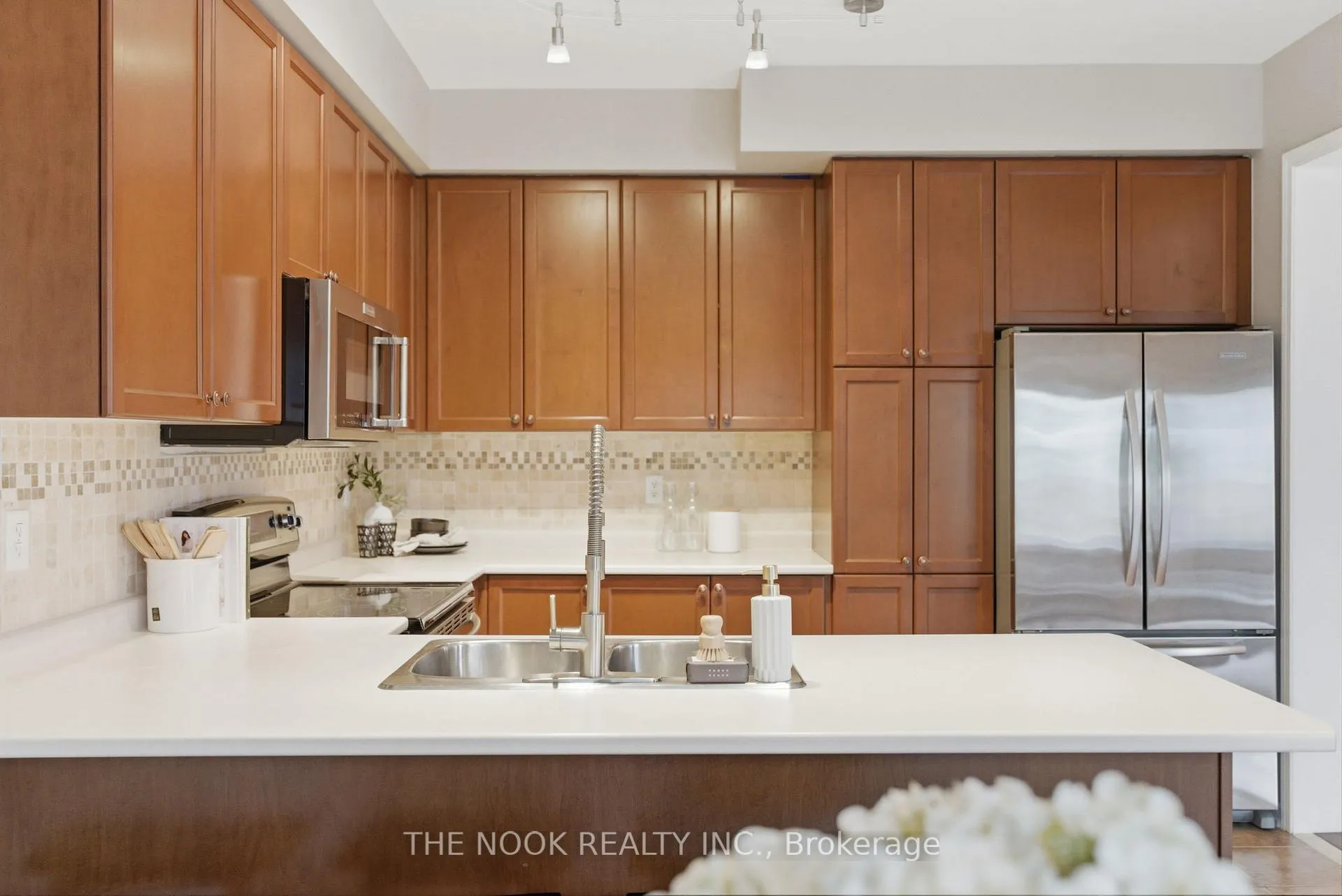 Photo 6 of 369 Longworth Avenue, Clarington, Bowmanville — HOMEH