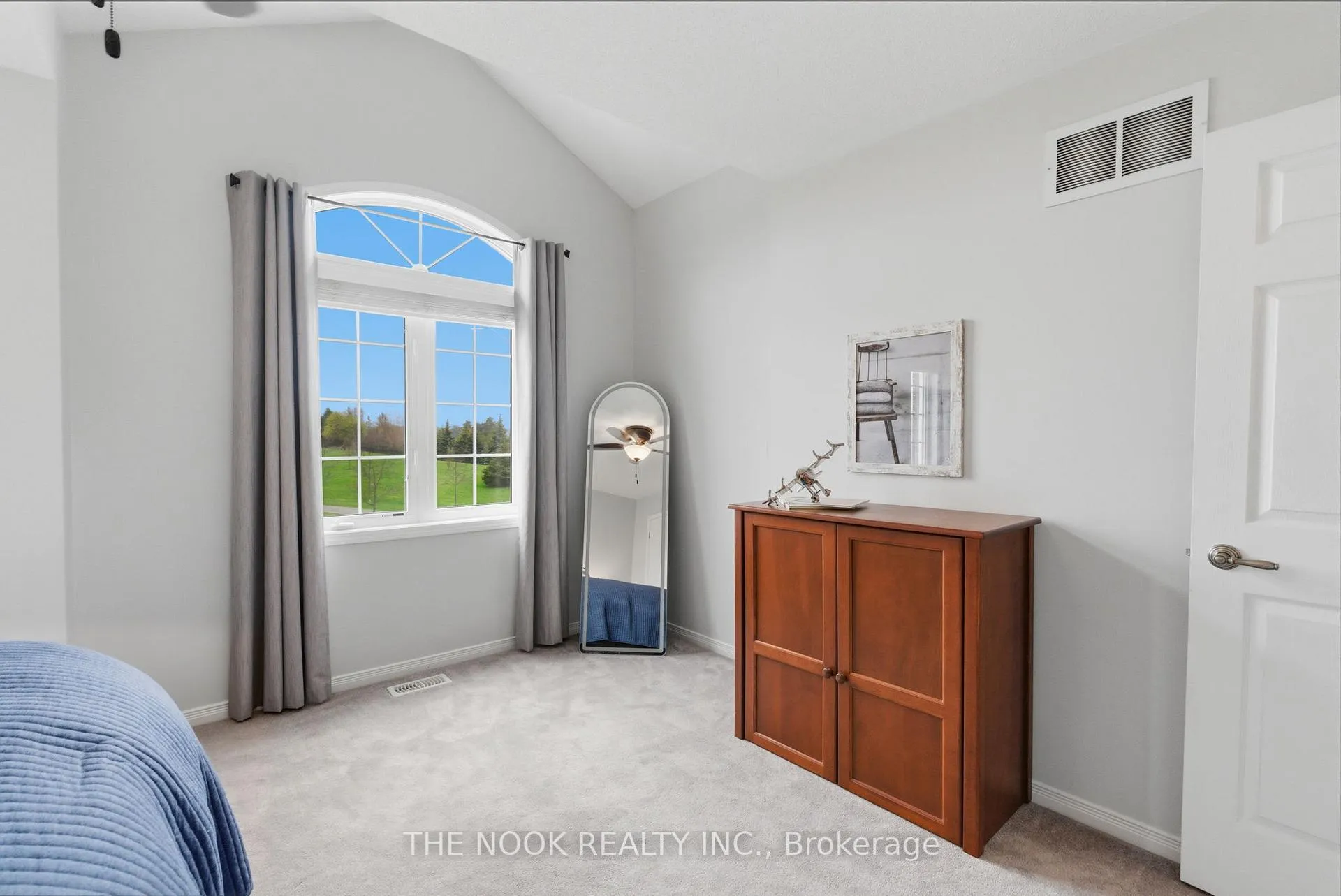 Photo 23 of 369 Longworth Avenue, Clarington, Bowmanville — HOMEH