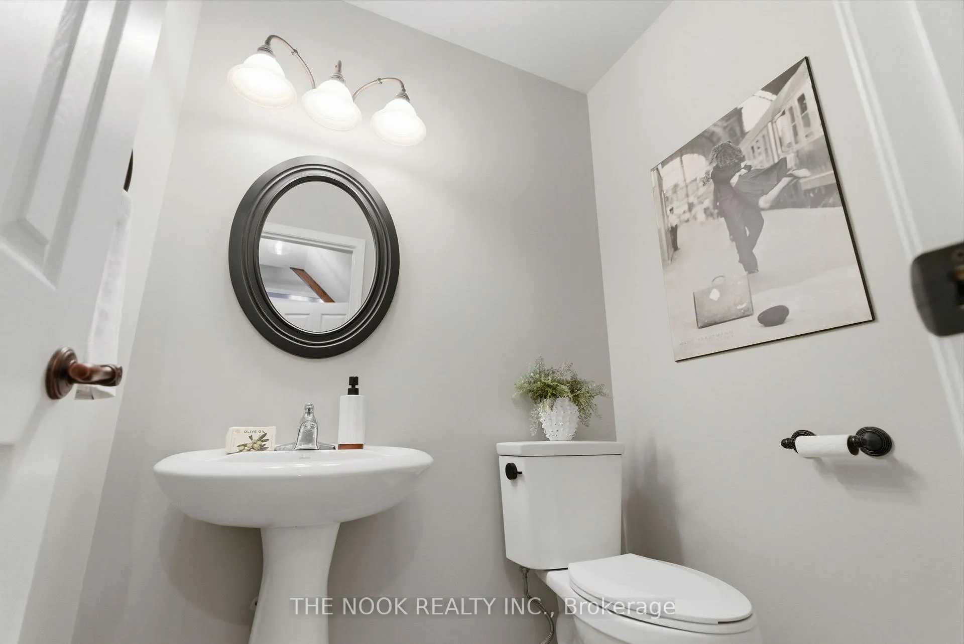 Photo 29 of 369 Longworth Avenue, Clarington, Bowmanville — HOMEH