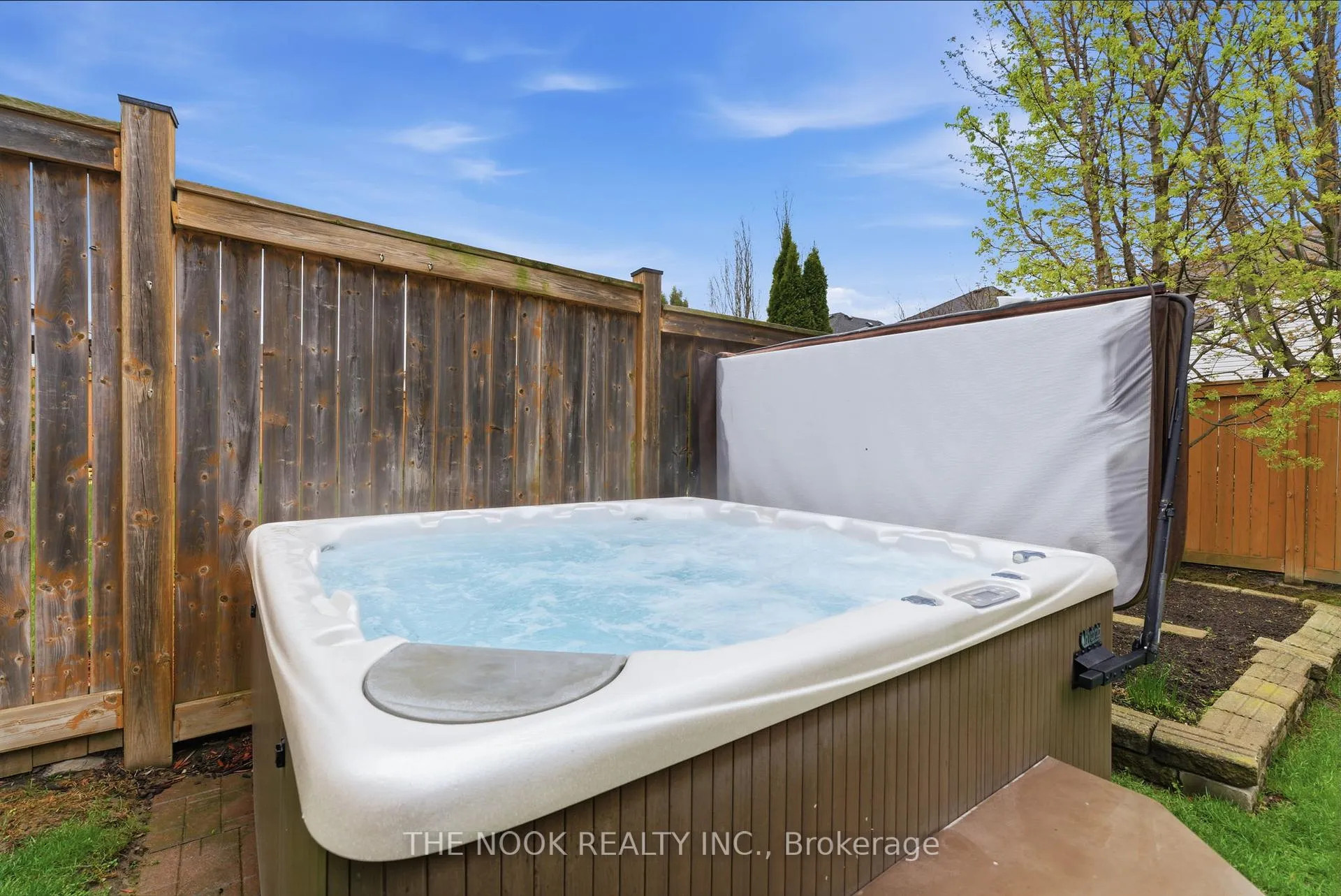 Photo 38 of 369 Longworth Avenue, Clarington, Bowmanville — HOMEH