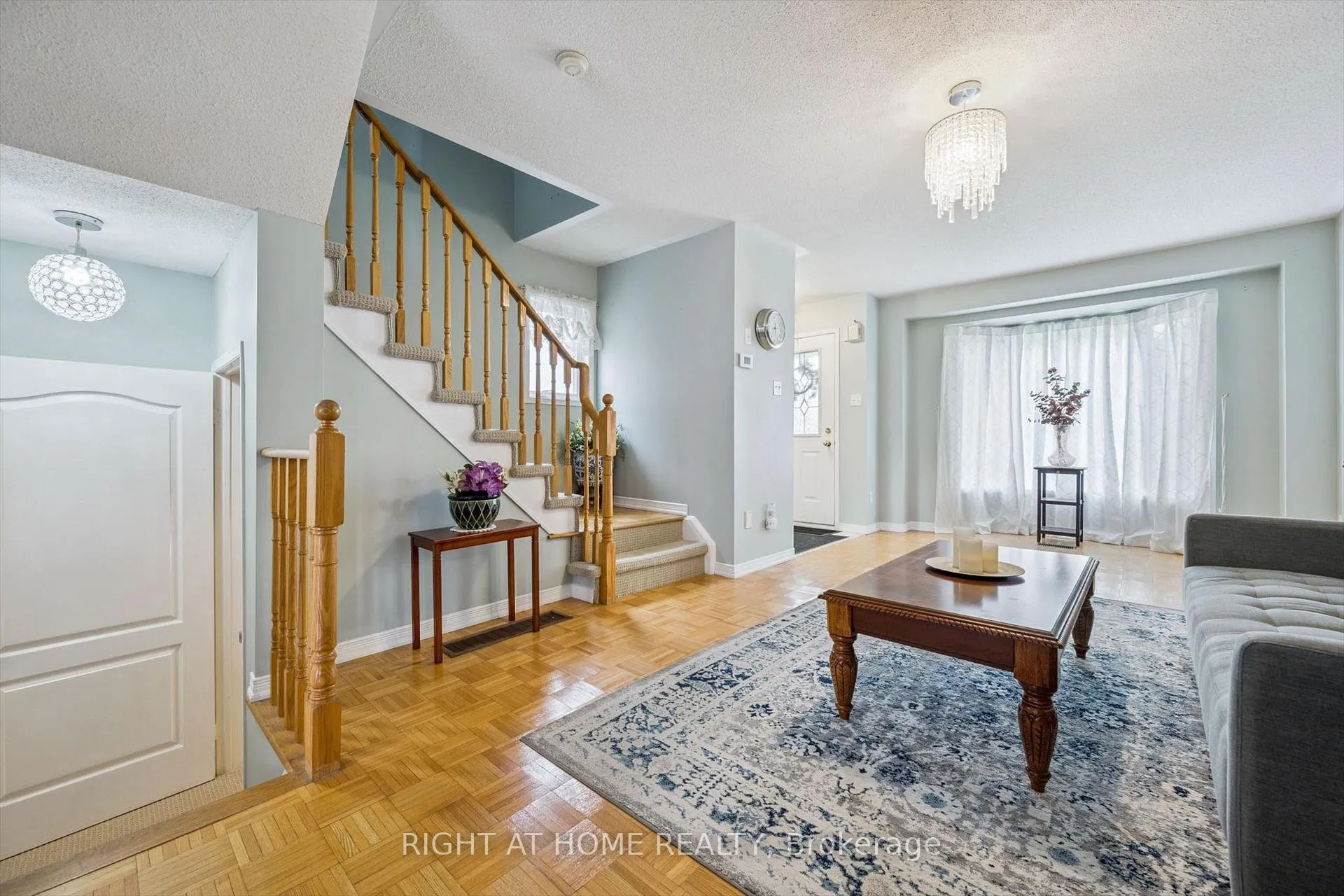 Photo 5 of 22 Zebra Trail, Brampton, Sandringham-Wellington — HOMEH