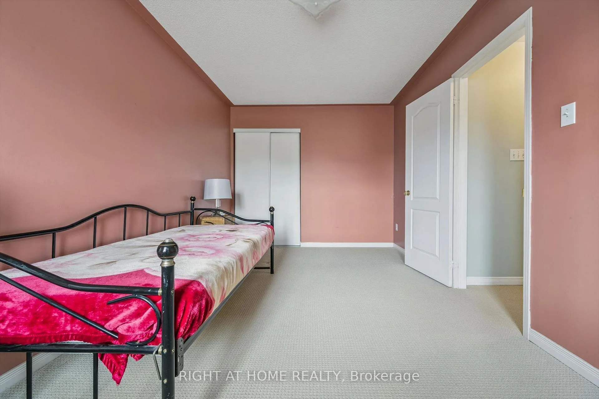 Photo 19 of 22 Zebra Trail, Brampton, Sandringham-Wellington — HOMEH