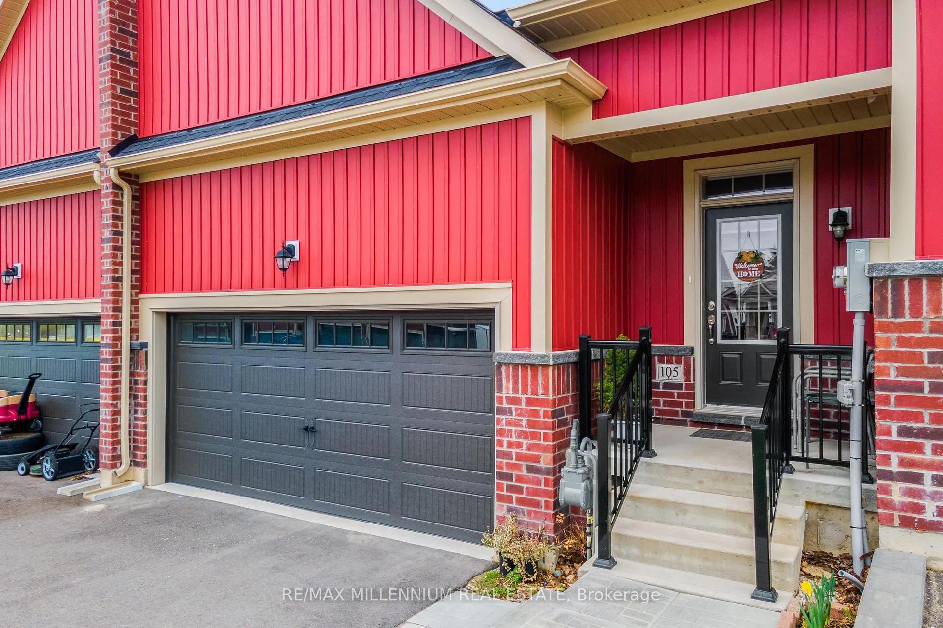 Photo 3 of 105 Stonebrook Way, Grey Highlands — HOMEH