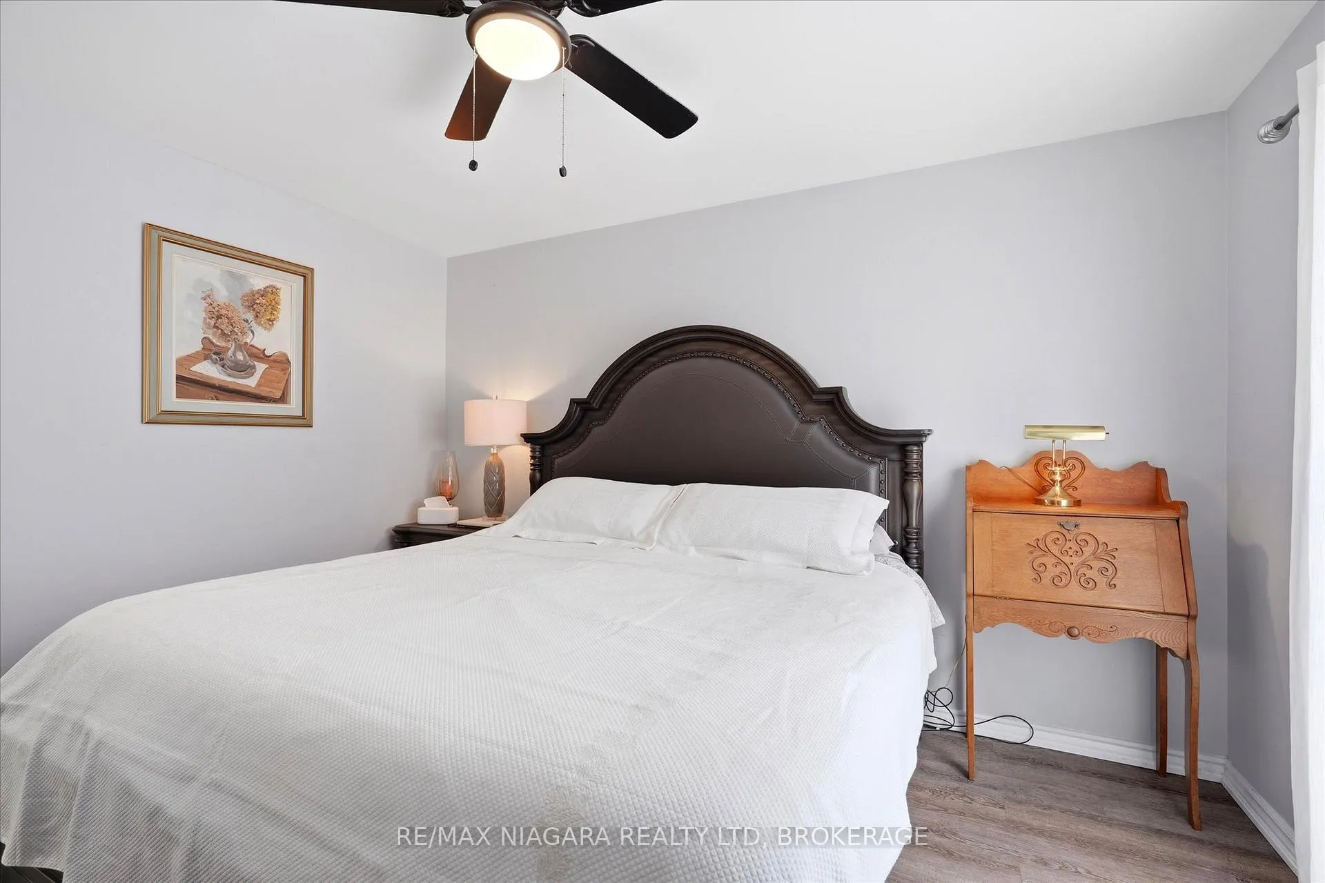 Photo 17 of 27 Wiley Street, St. Catharines, Downtown — HOMEH