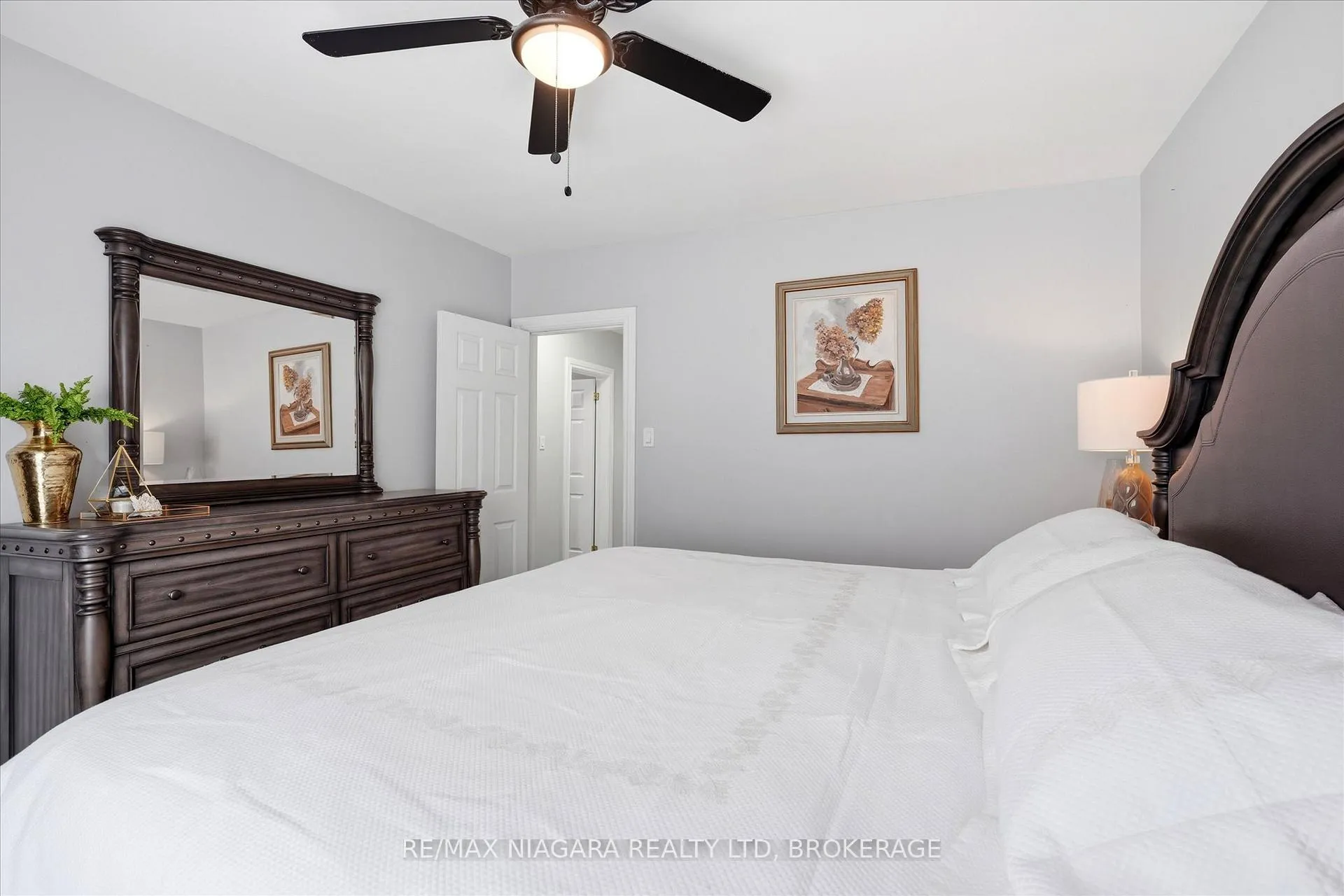 Photo 18 of 27 Wiley Street, St. Catharines, Downtown — HOMEH