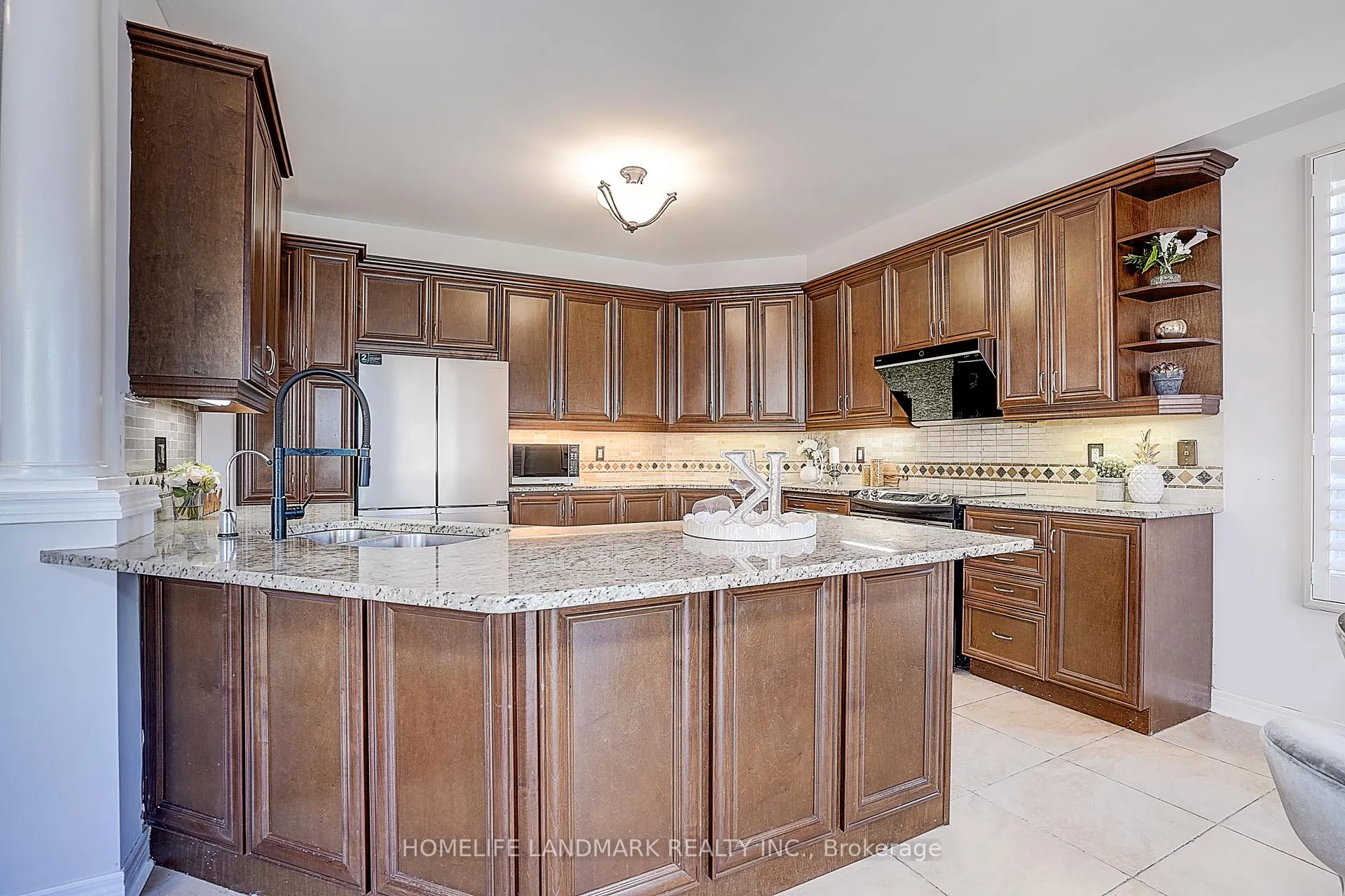 Photo 20 of 81 Helston Crescent, Whitby, Brooklin — HOMEH