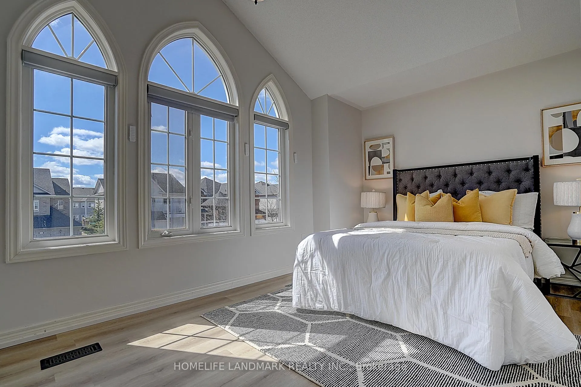 Photo 38 of 81 Helston Crescent, Whitby, Brooklin — HOMEH