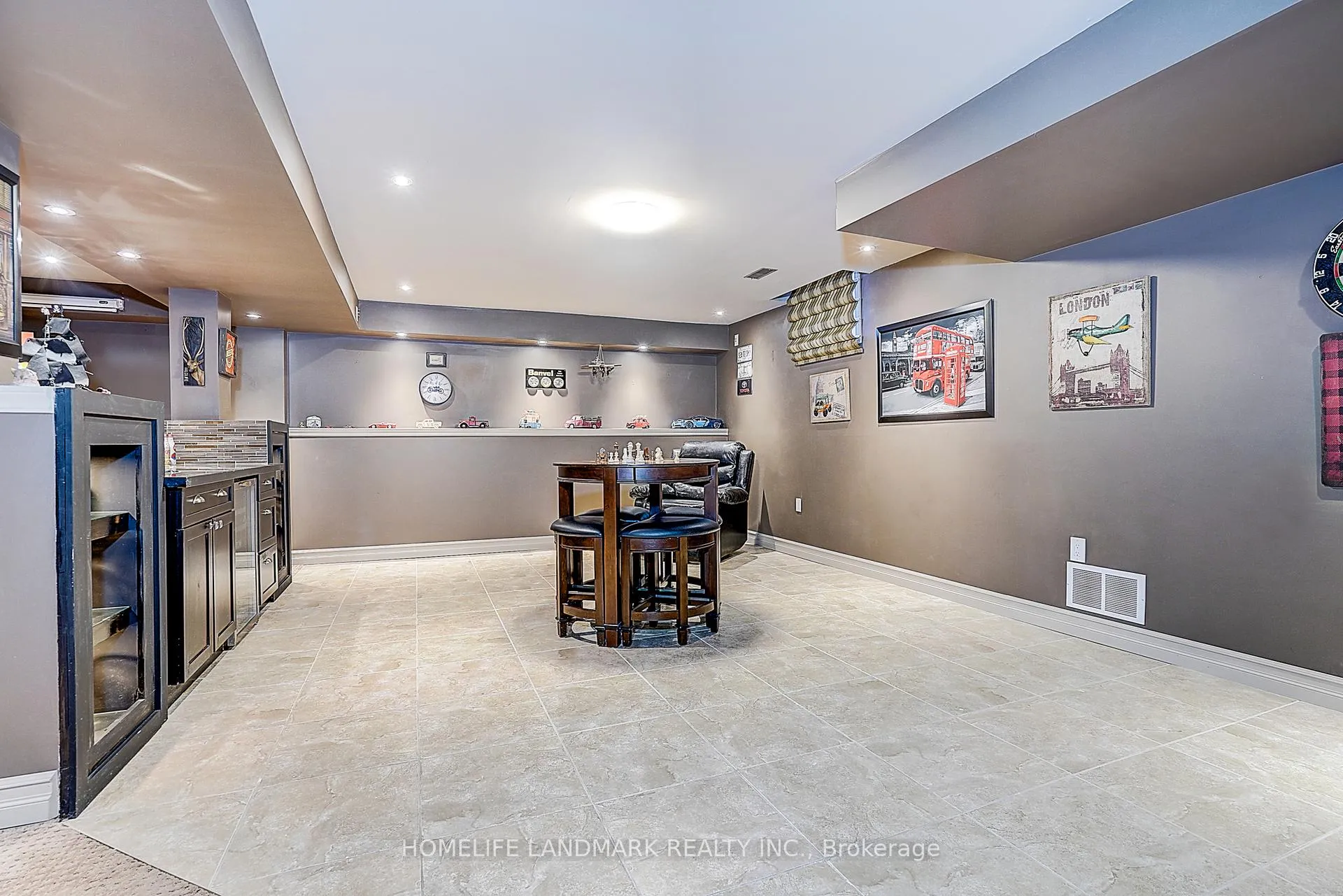 Photo 42 of 81 Helston Crescent, Whitby, Brooklin — HOMEH