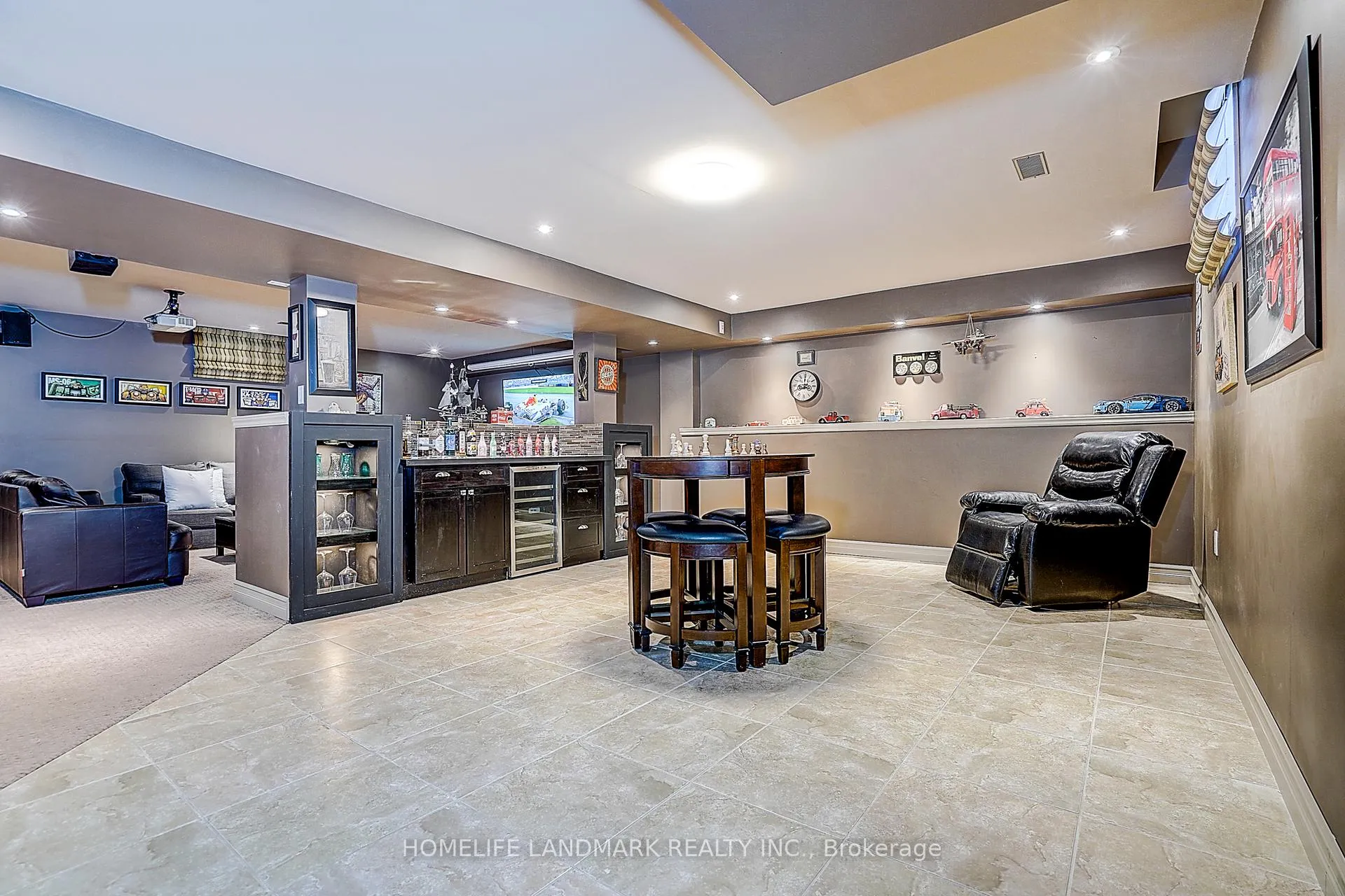 Photo 44 of 81 Helston Crescent, Whitby, Brooklin — HOMEH