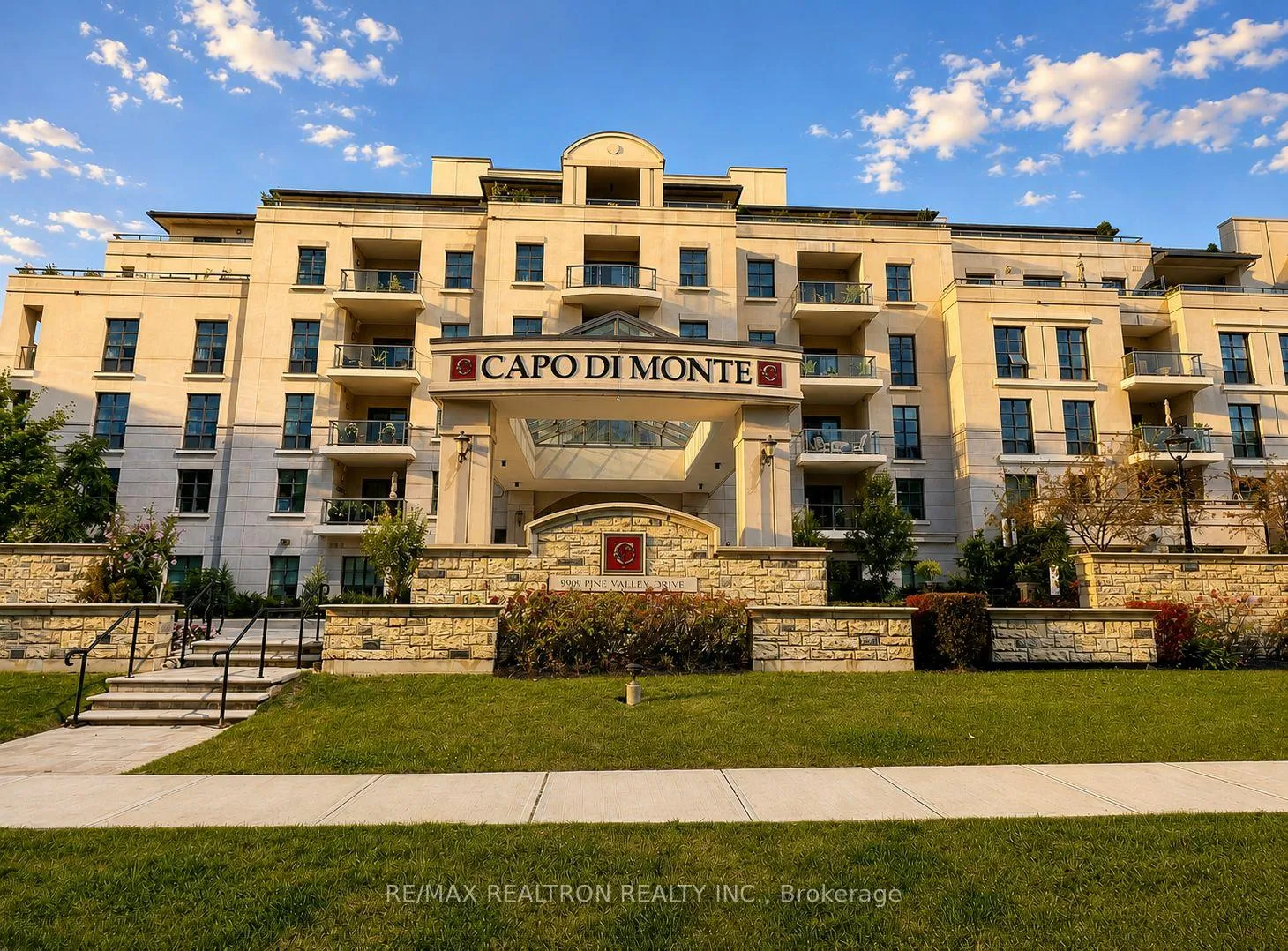 Photo 1 of Unit 501, 9909 Pine Valley Drive, Vaughan, Vellore Village — HOMEH