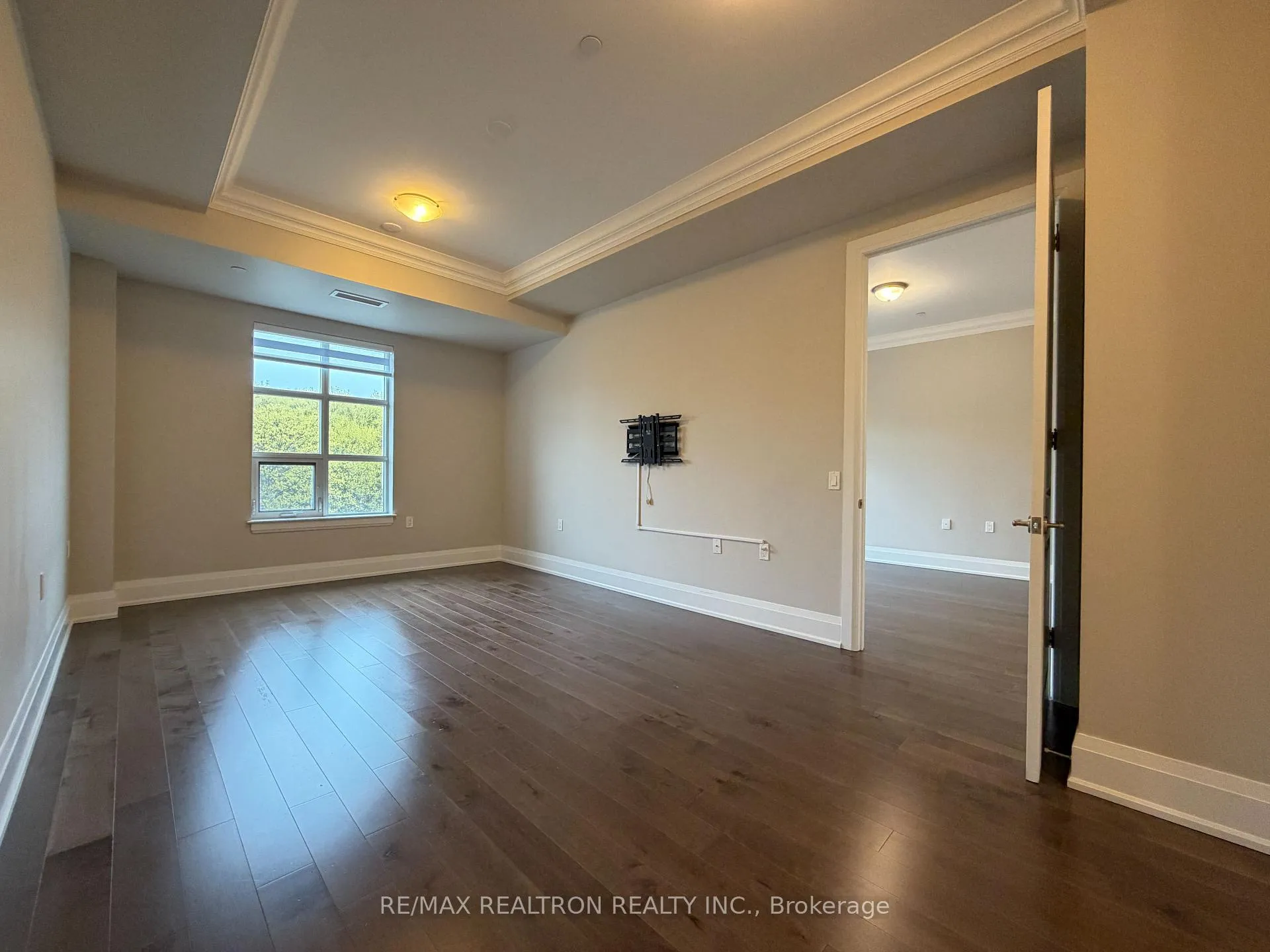 Photo 13 of Unit 501, 9909 Pine Valley Drive, Vaughan, Vellore Village — HOMEH
