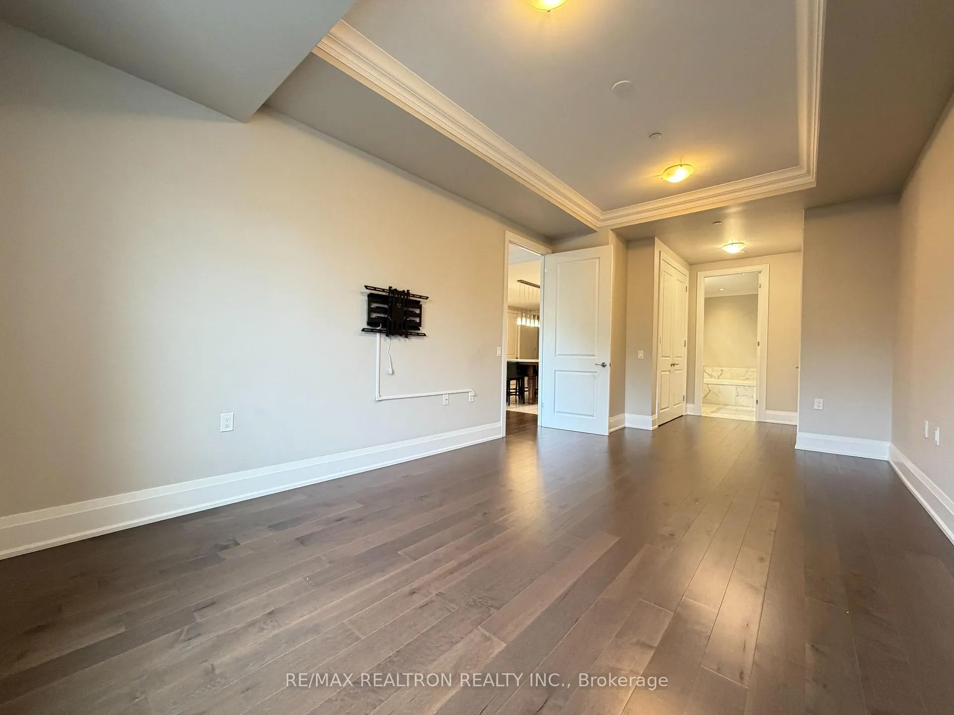 Photo 15 of Unit 501, 9909 Pine Valley Drive, Vaughan, Vellore Village — HOMEH