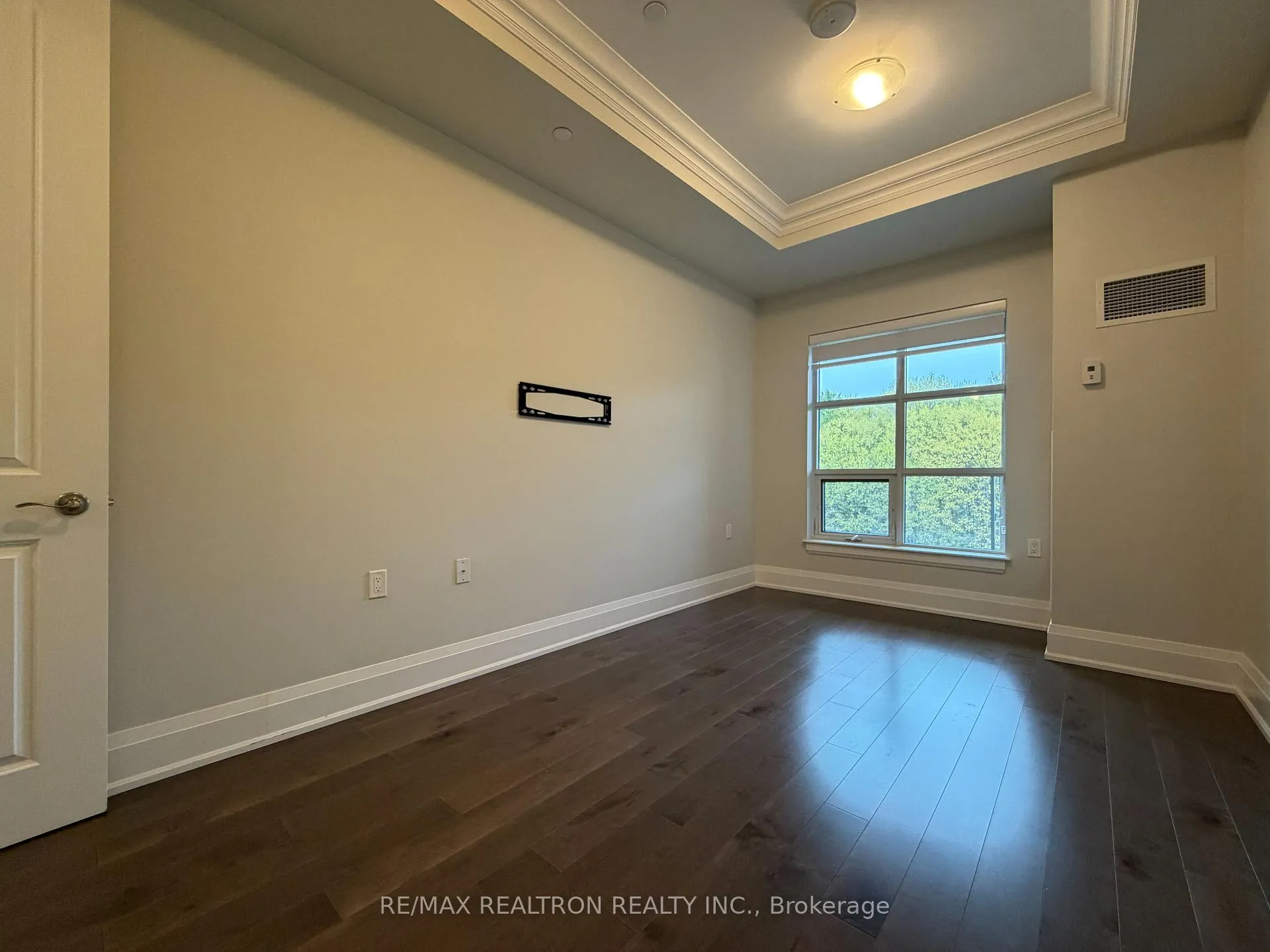 Photo 21 of Unit 501, 9909 Pine Valley Drive, Vaughan, Vellore Village — HOMEH