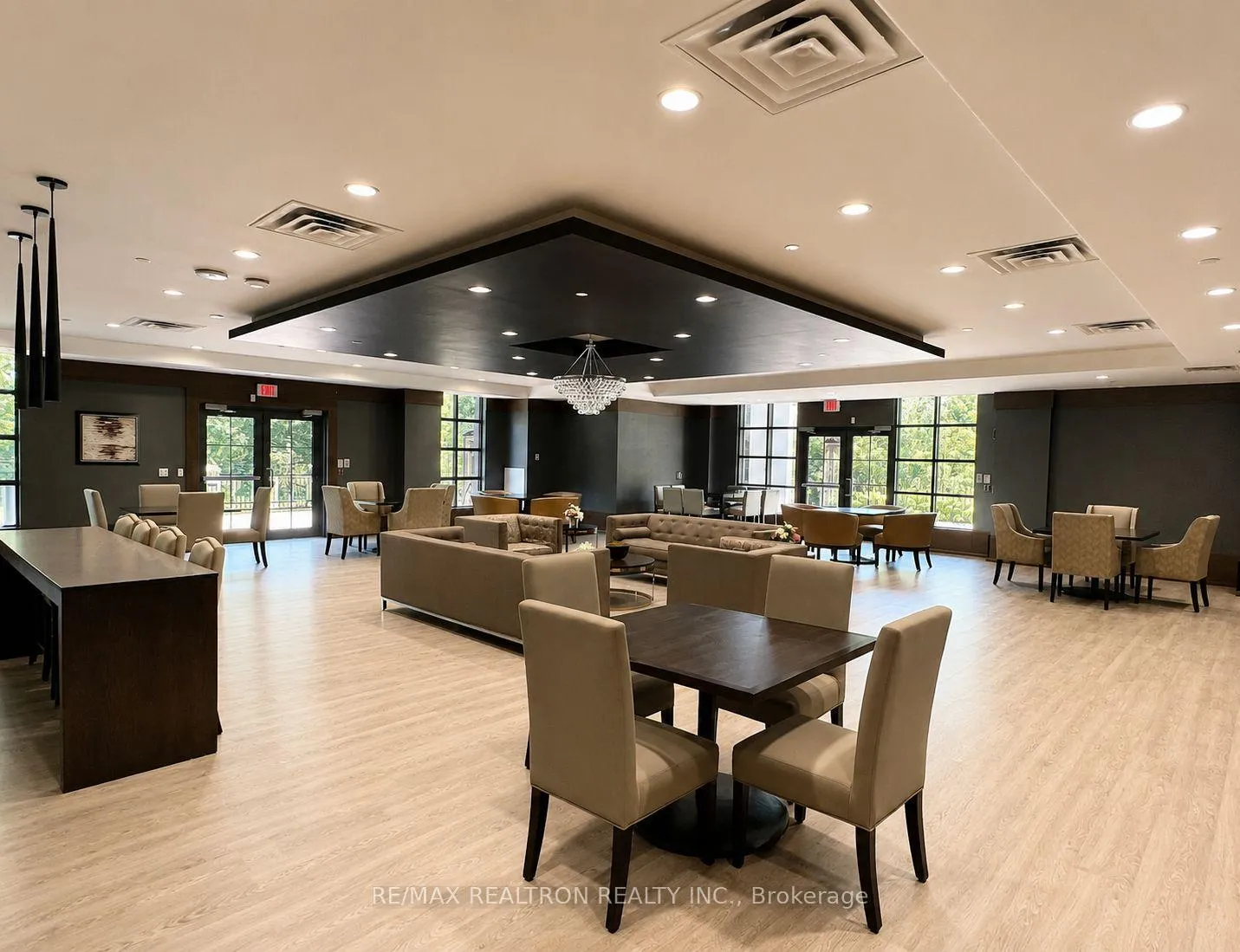 Photo 37 of Unit 501, 9909 Pine Valley Drive, Vaughan, Vellore Village — HOMEH