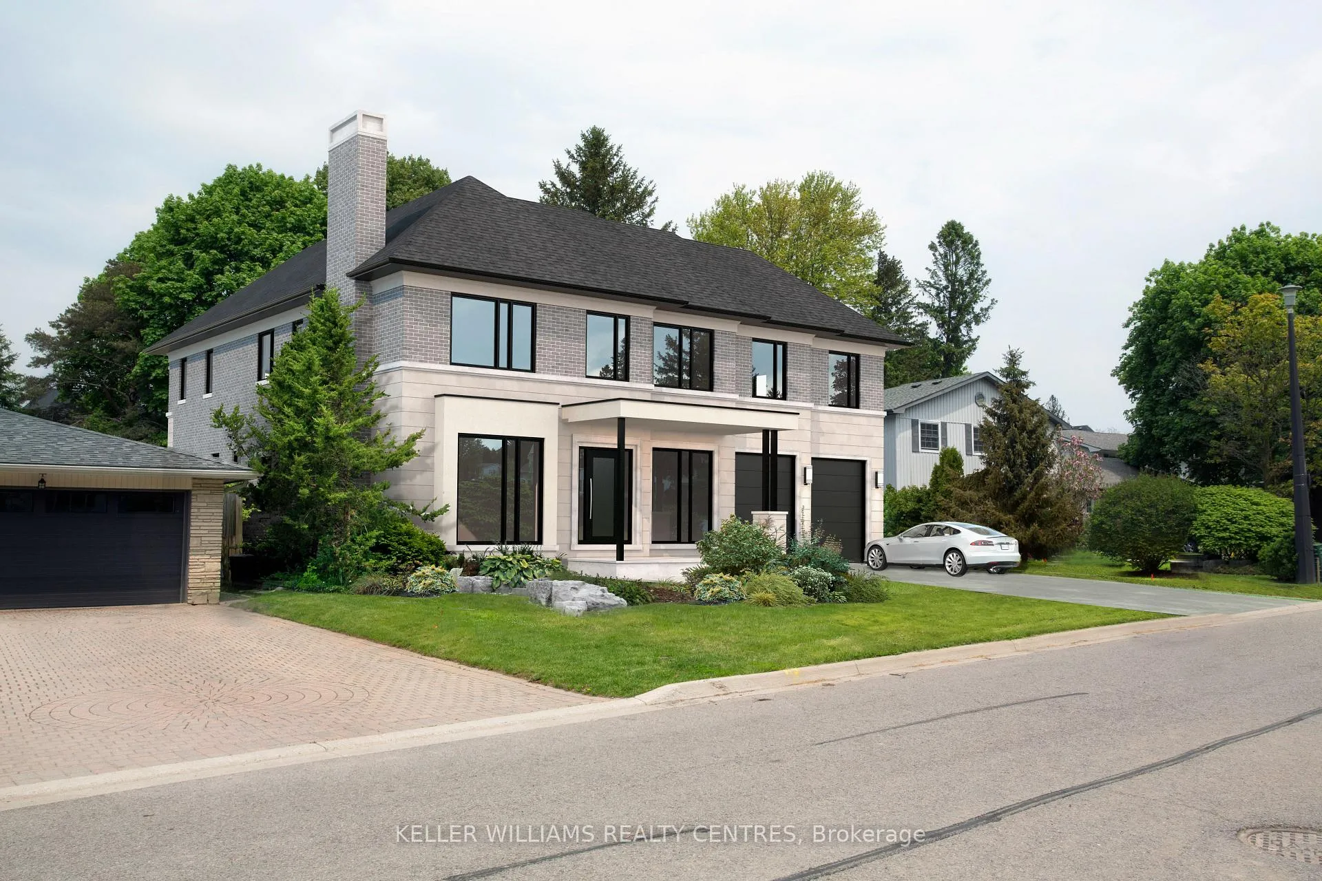 Photo 1 of 10 Hawthorne Lane, Aurora, Aurora Village — HOMEH