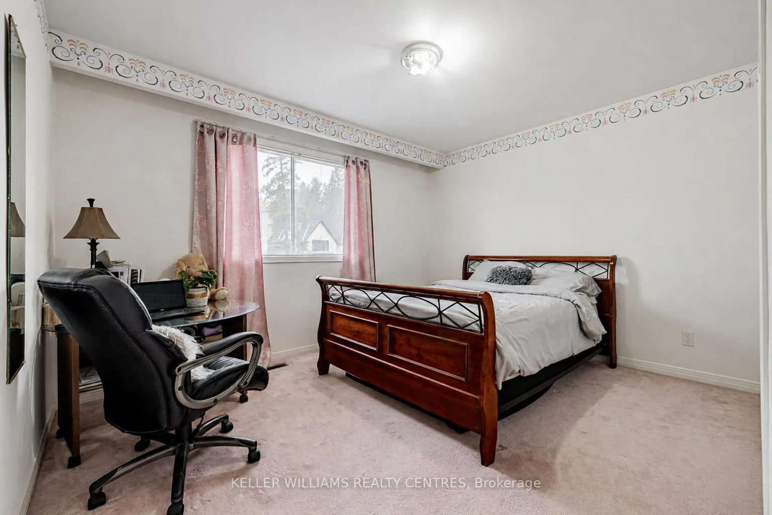 Photo 31 of 10 Hawthorne Lane, Aurora, Aurora Village — HOMEH