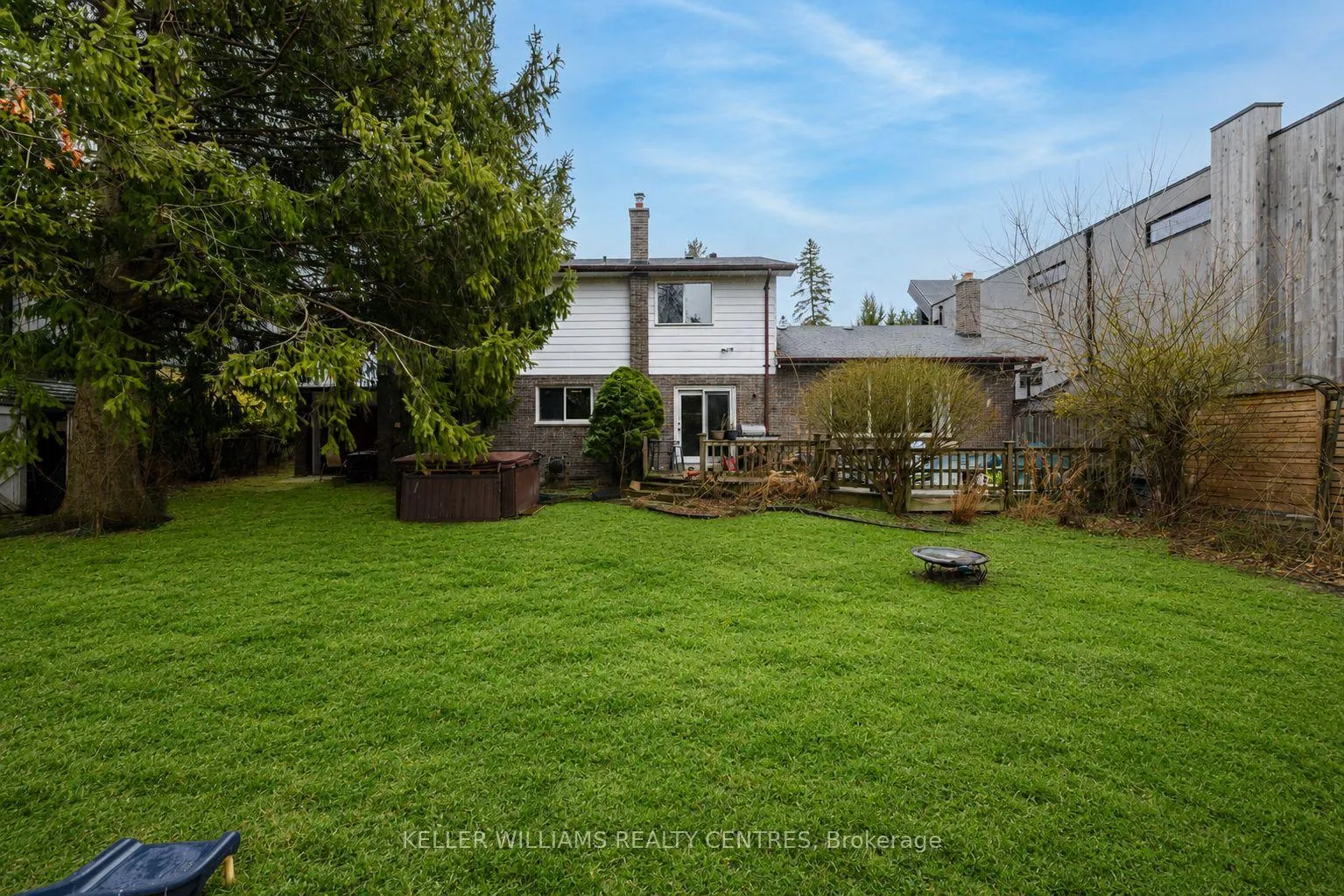 Photo 35 of 10 Hawthorne Lane, Aurora, Aurora Village — HOMEH