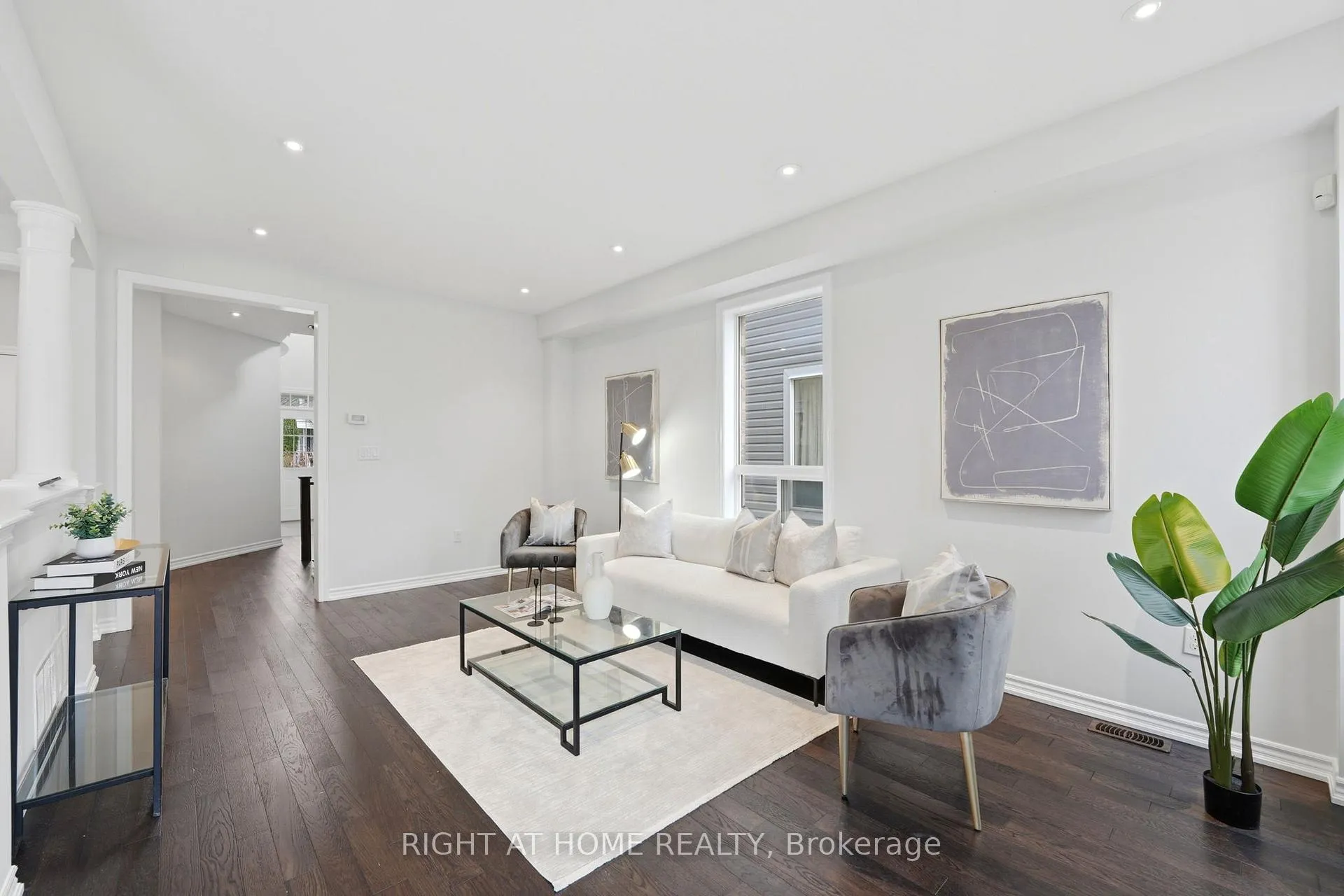 Photo 6 of 9 Shrewsbury Drive, Whitby, Brooklin — HOMEH