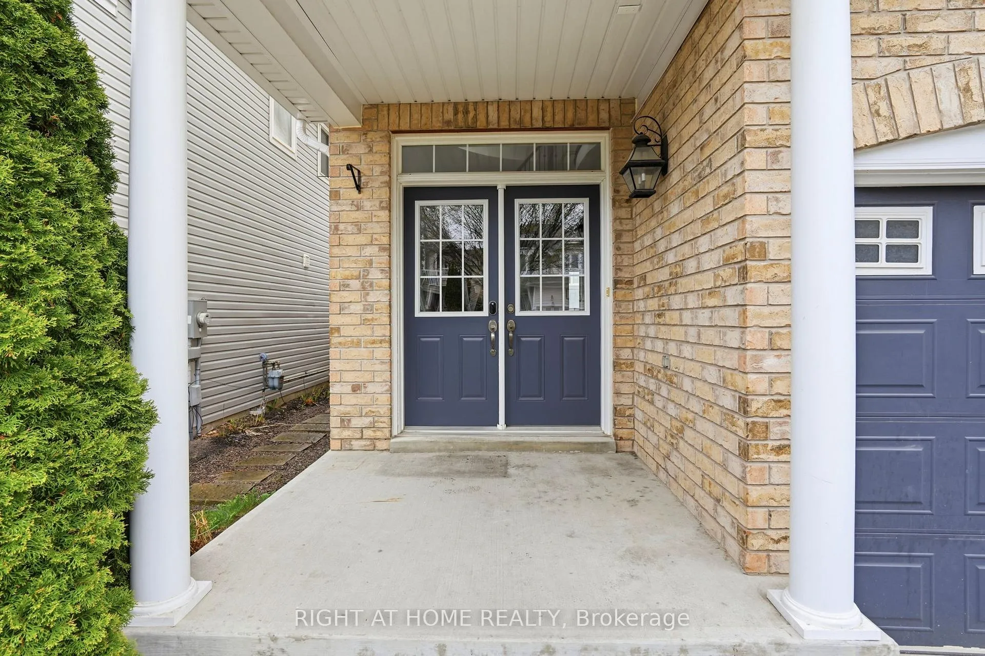 Photo 8 of 9 Shrewsbury Drive, Whitby, Brooklin — HOMEH