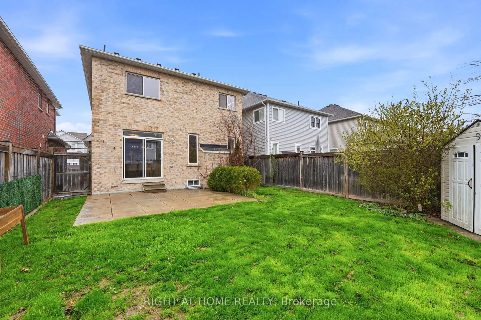 Photo 34 of 9 Shrewsbury Drive, Whitby, Brooklin — HOMEH