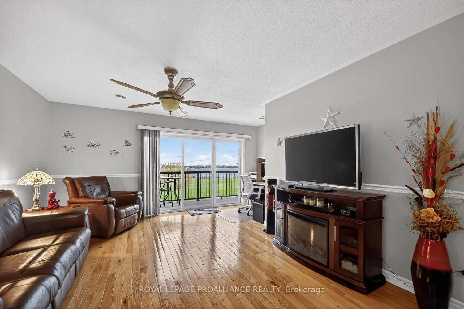 Photo 6 of Unit 6, 410 King Street E, Prescott — HOMEH
