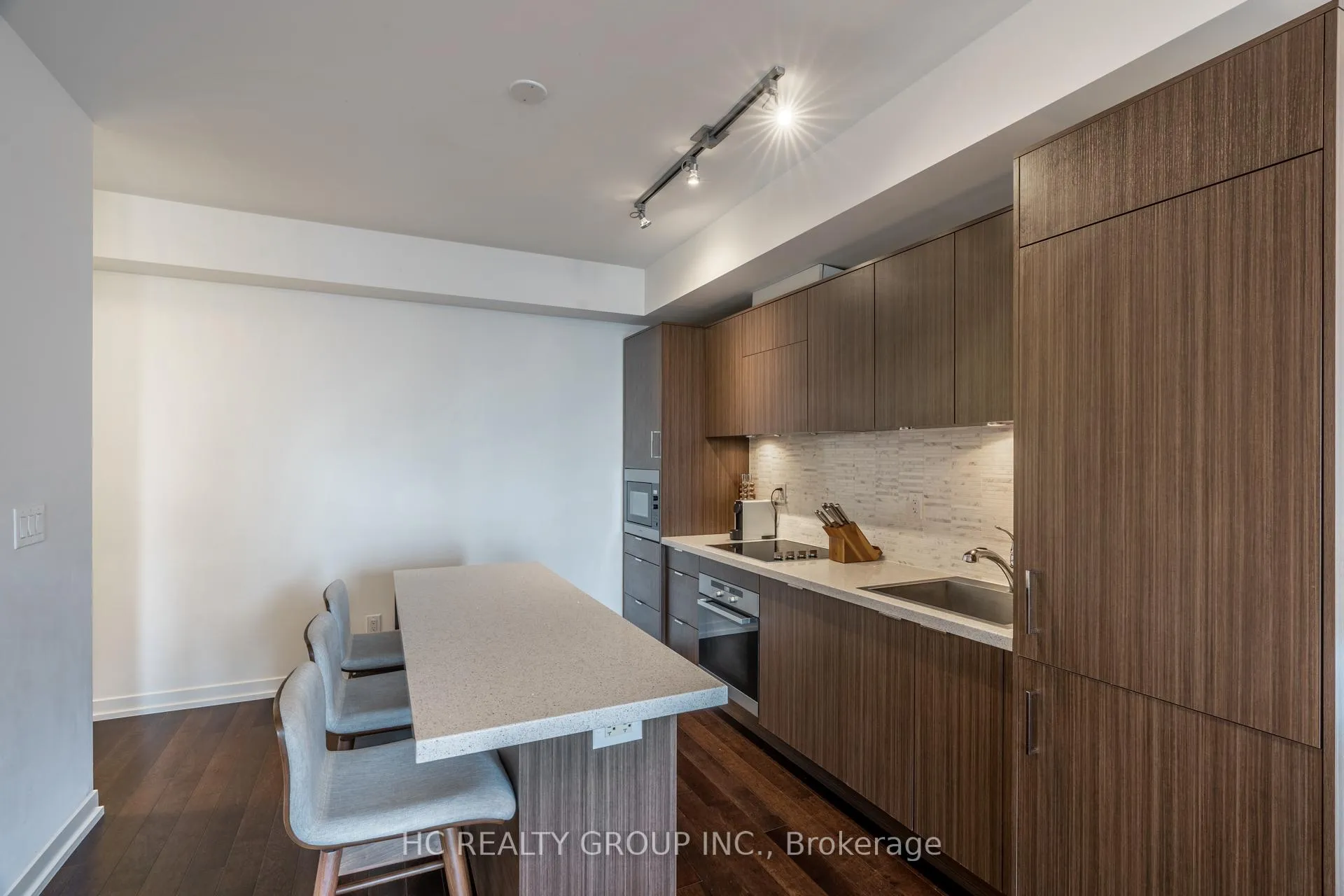 Photo 6 of Unit 2710, 21 Widmer Street, Toronto, Waterfront Communities — HOMEH