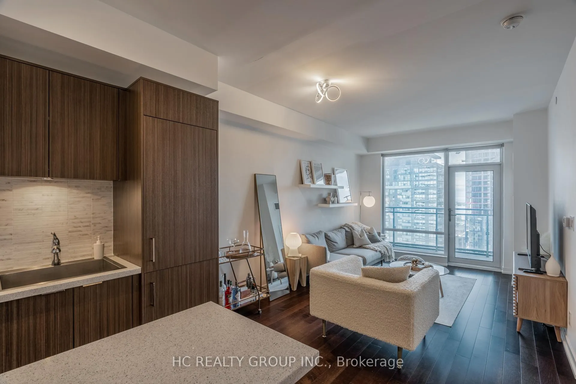 Photo 9 of Unit 2710, 21 Widmer Street, Toronto, Waterfront Communities — HOMEH