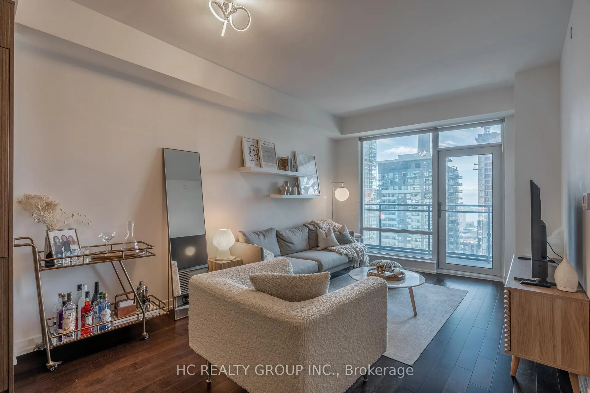 Photo 10 of Unit 2710, 21 Widmer Street, Toronto, Waterfront Communities — HOMEH