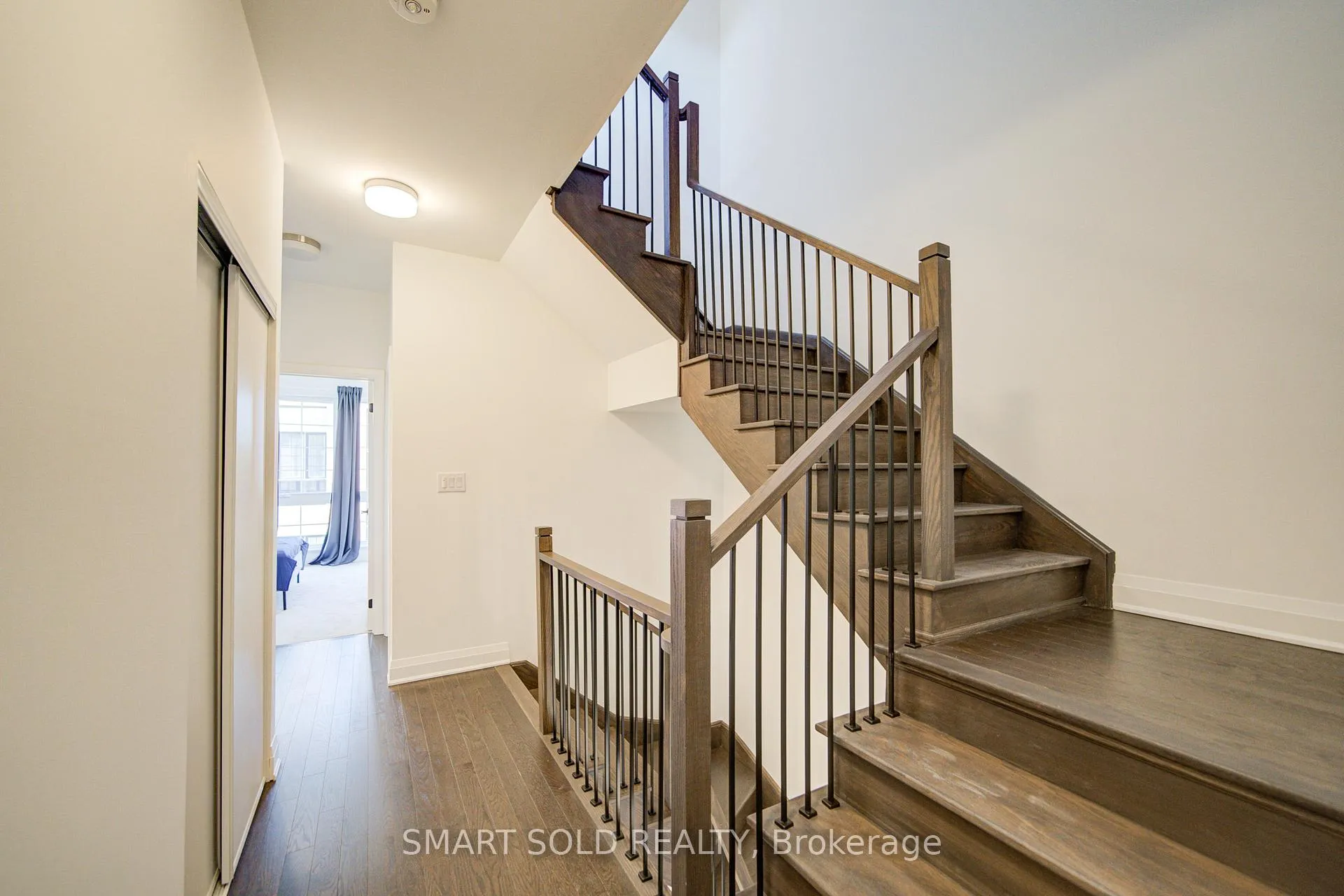 Photo 7 of 63 Alton Crescent, Vaughan, Uplands — HOMEH
