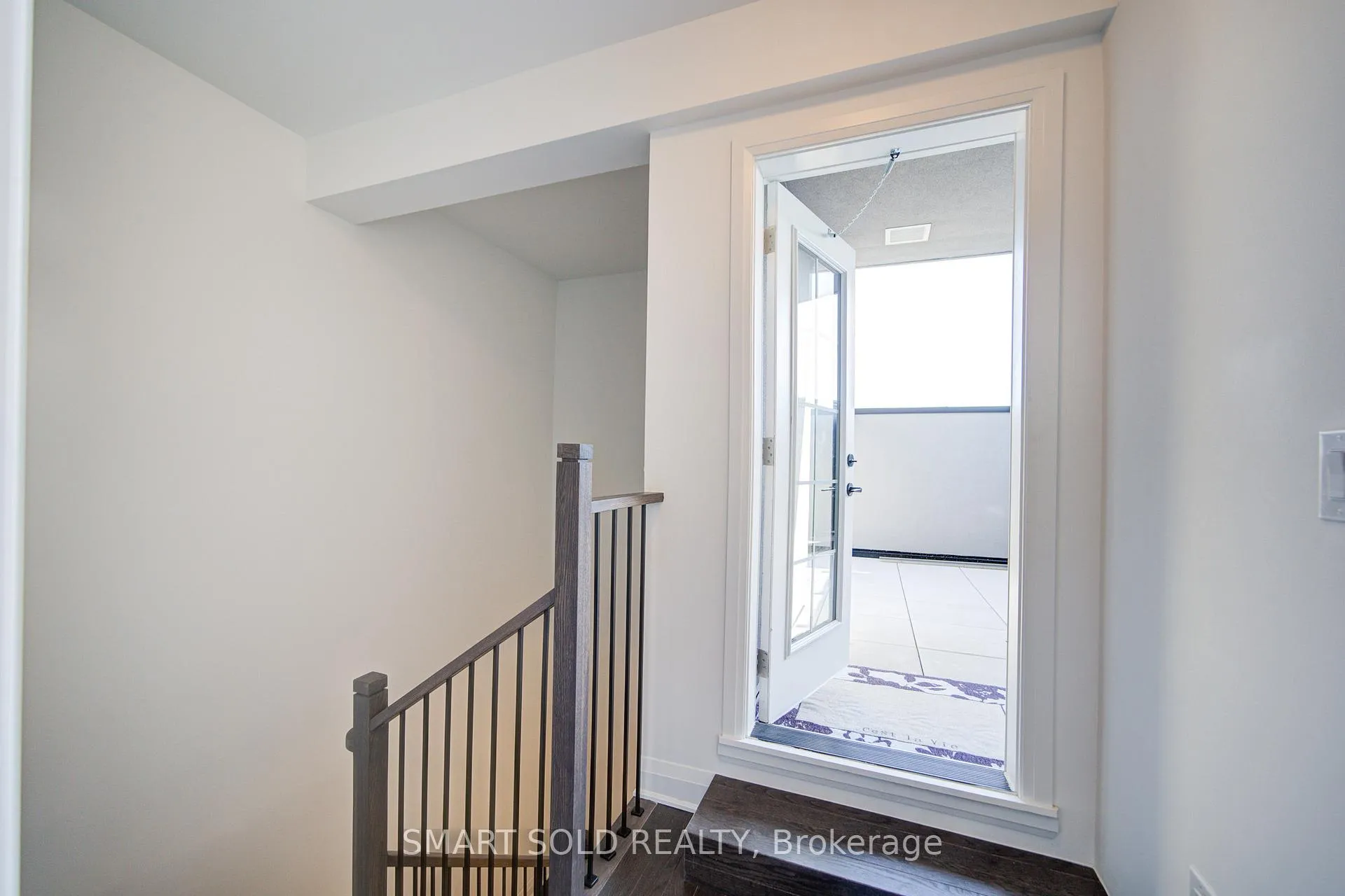 Photo 14 of 63 Alton Crescent, Vaughan, Uplands — HOMEH