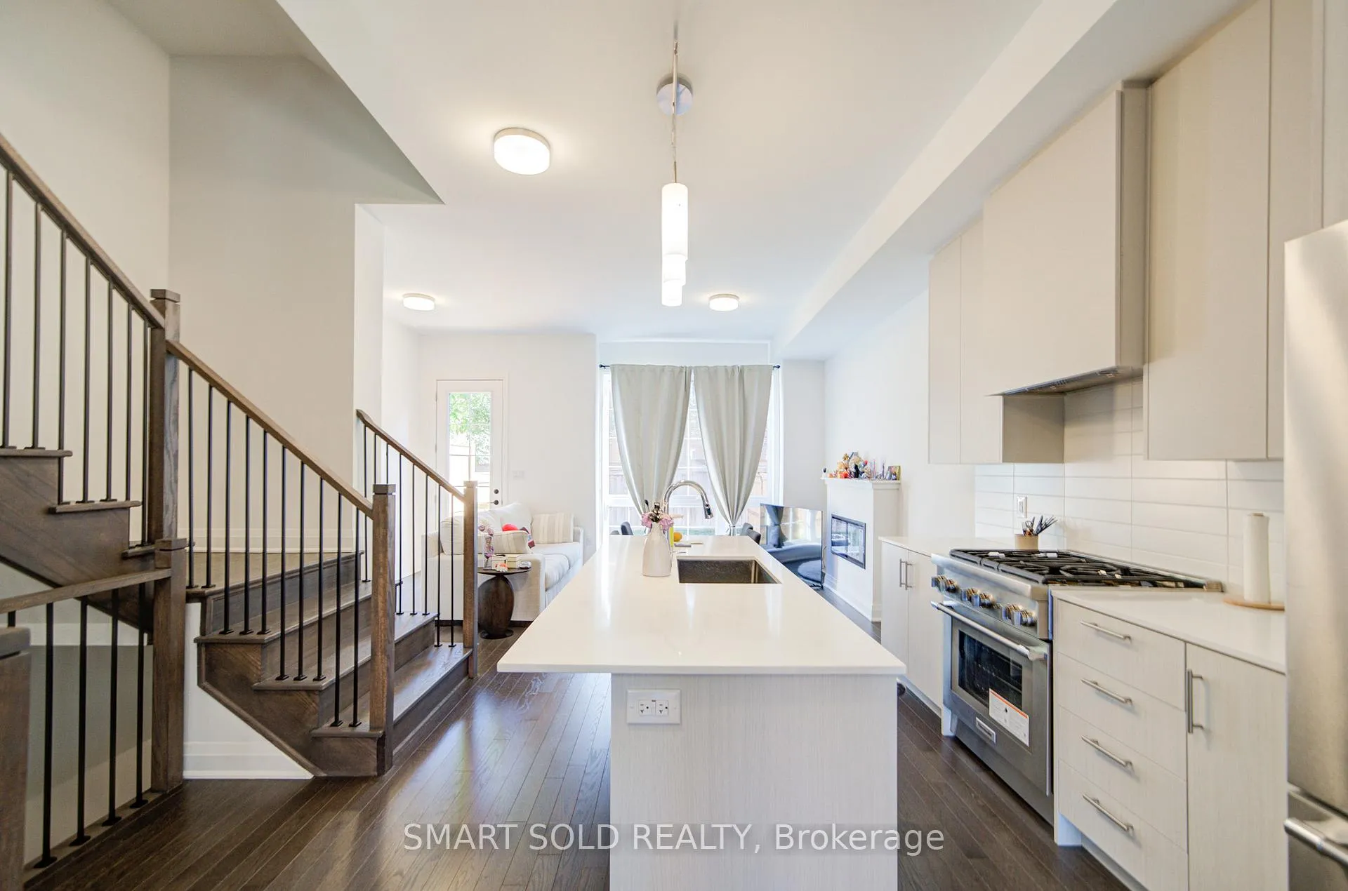 Photo 17 of 63 Alton Crescent, Vaughan, Uplands — HOMEH