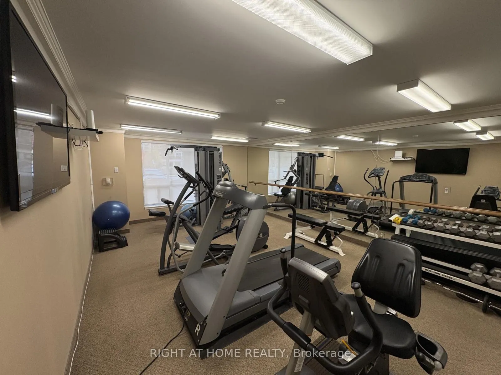 Photo 12 of Unit 202, 2000 Creekside Drive, Hamilton, Dundas — HOMEH