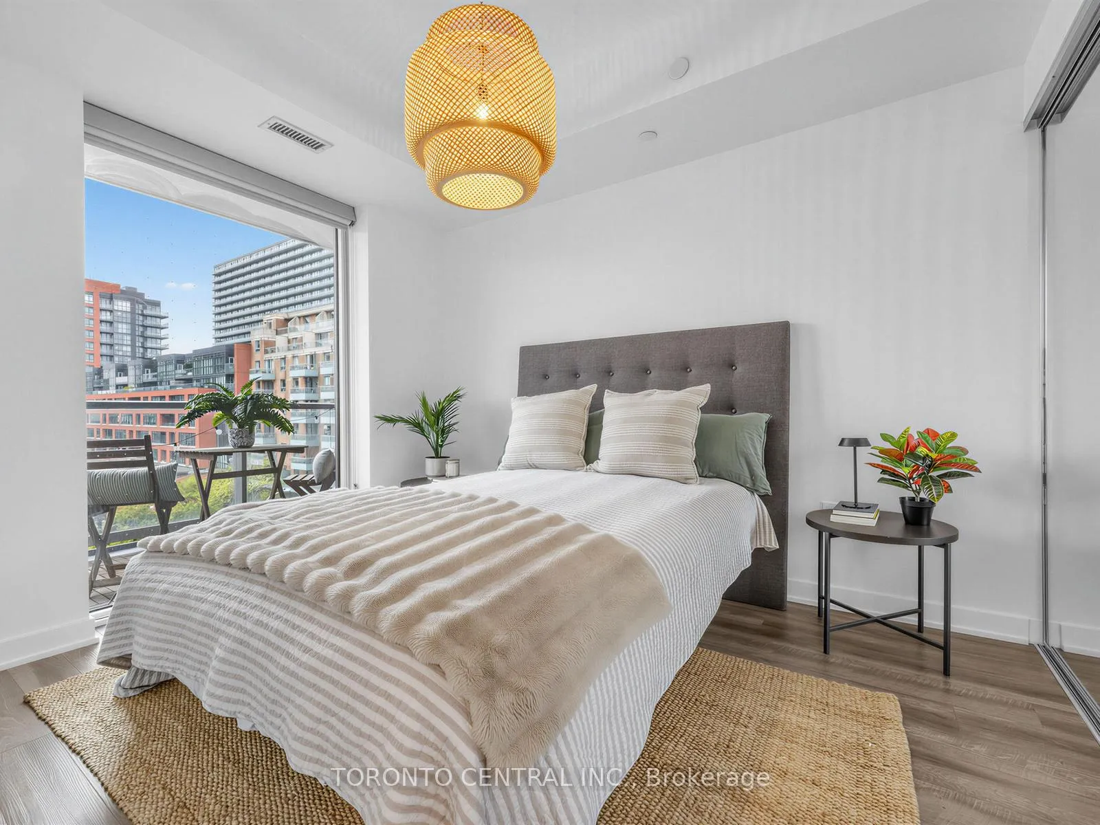 Photo 12 of Unit 402, 106 Dovercourt Road, Toronto, Trinity-Bellwoods — HOMEH