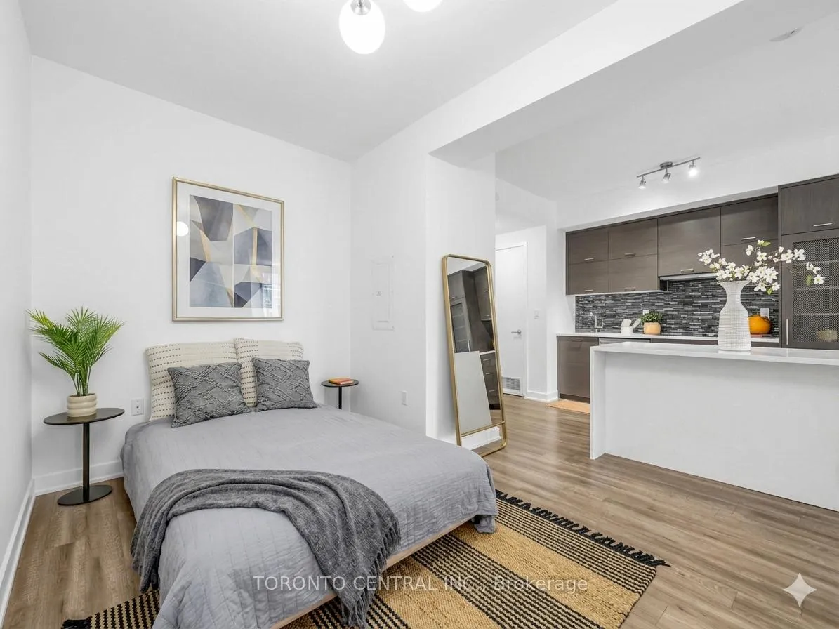 Photo 15 of Unit 402, 106 Dovercourt Road, Toronto, Trinity-Bellwoods — HOMEH