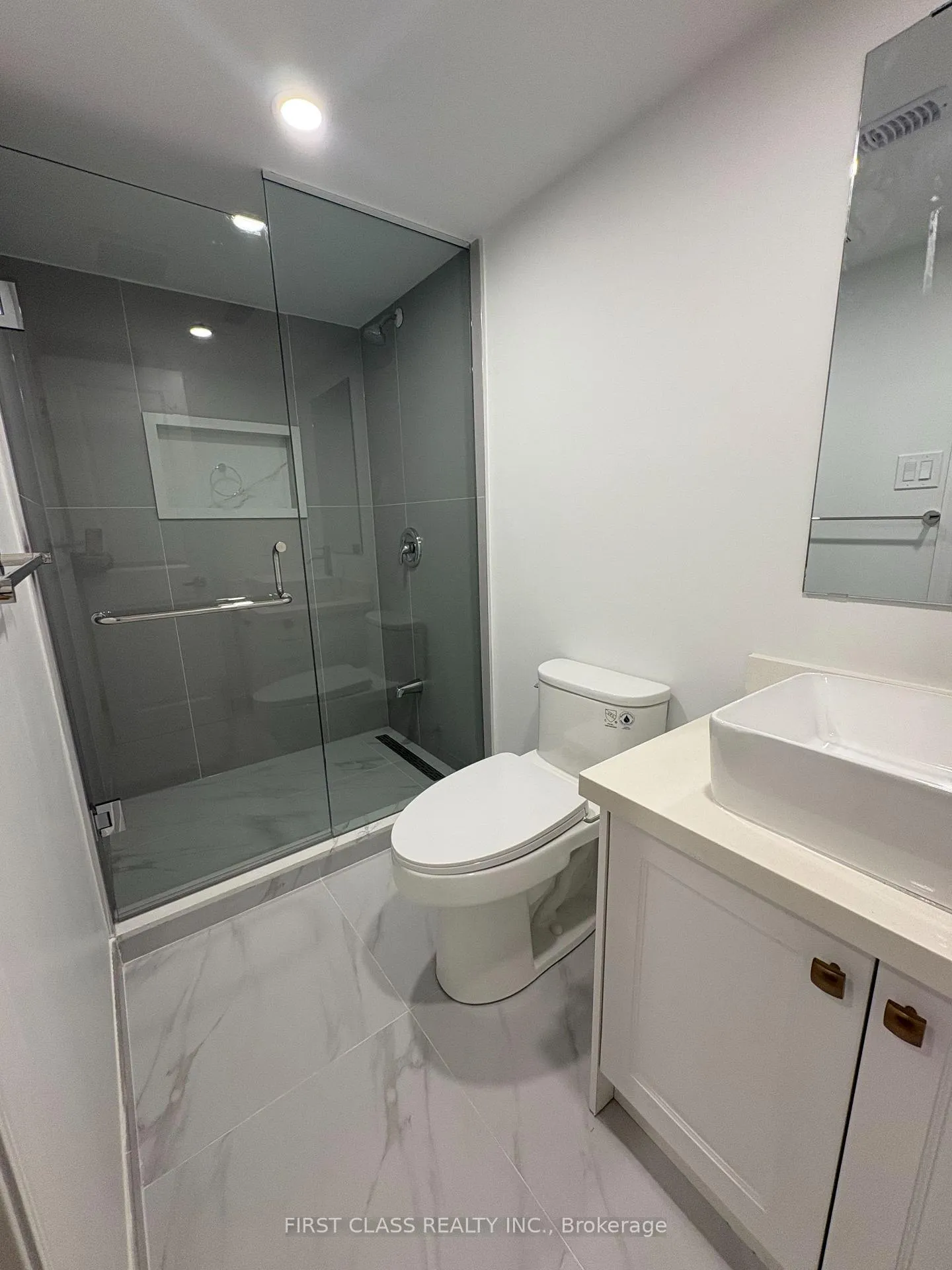 Photo 12 of 24 York Downs Boulevard, Markham, Angus Glen — HOMEH